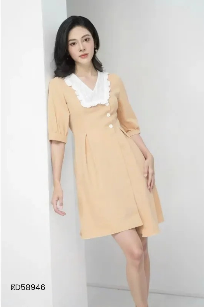 Váy be LYRA phối trắng cổ V