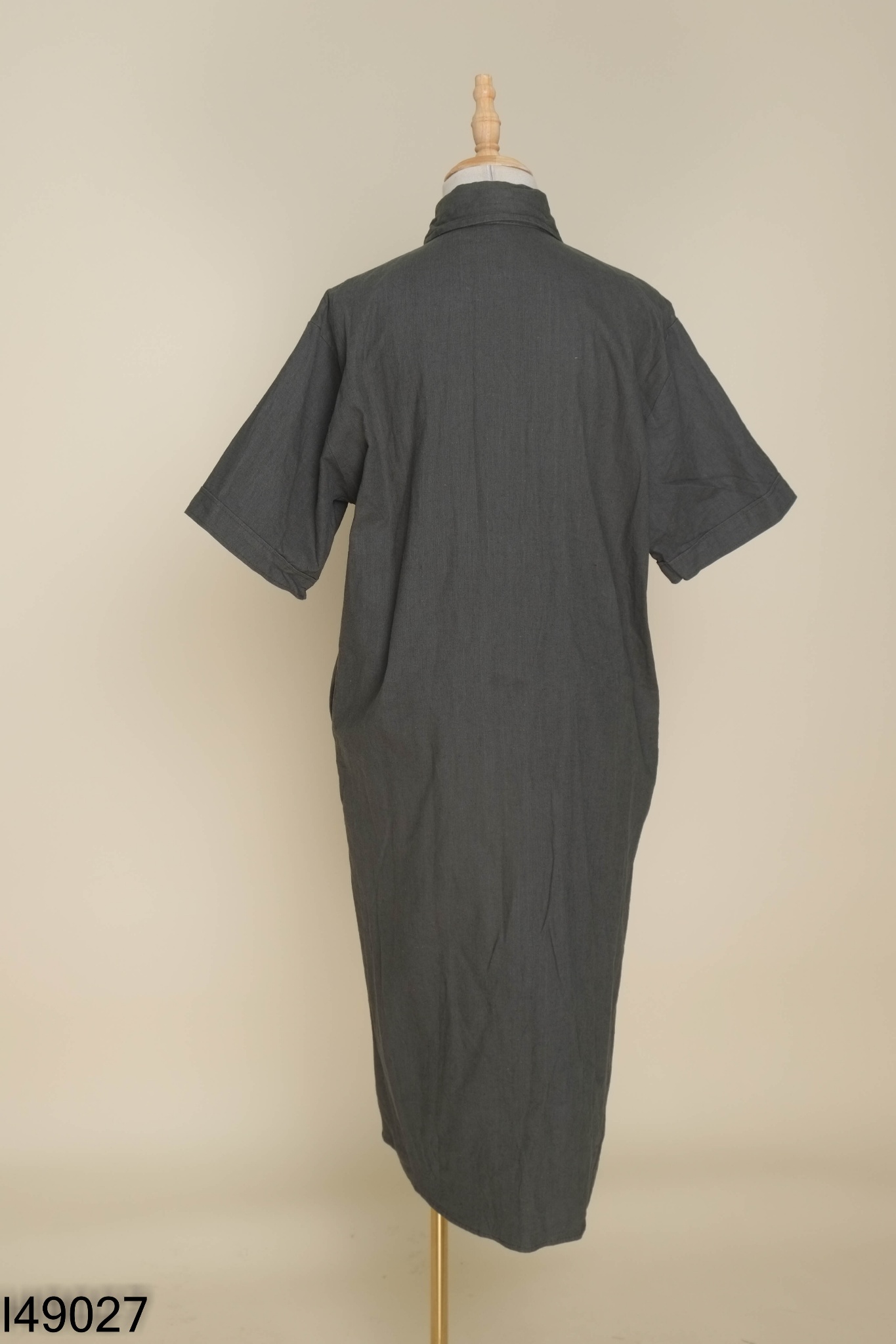 Váy sơ mi linen xanh