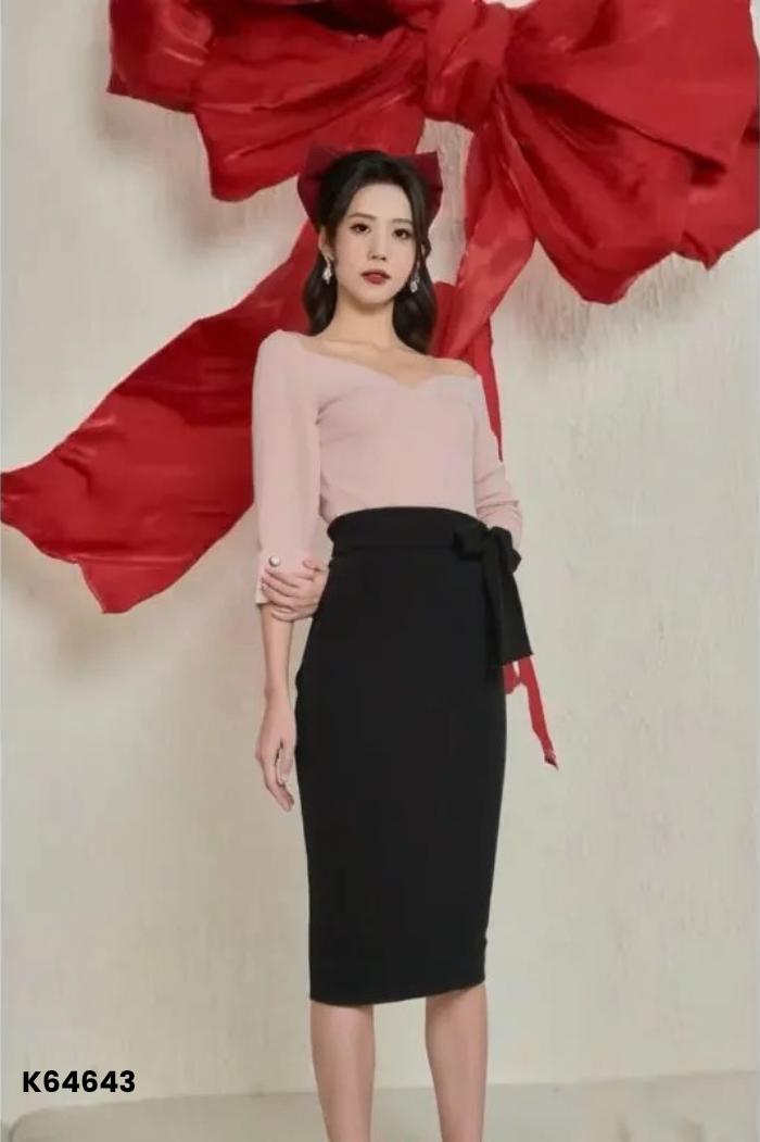 Váy nhỡ đen phối be