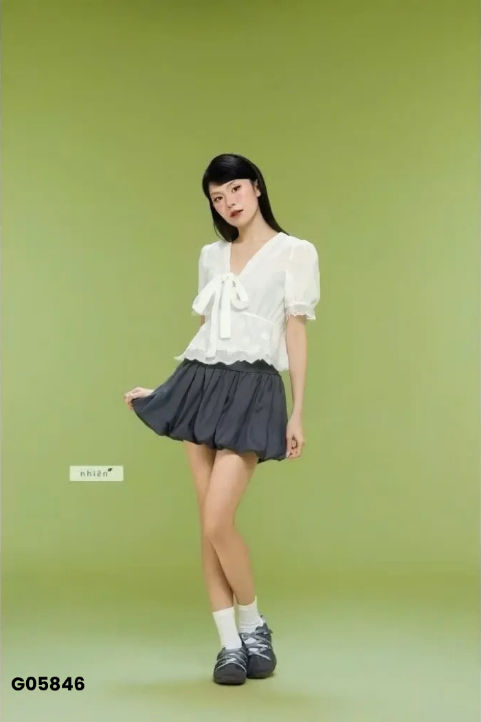 Áo trắng ALICE buộc nơ