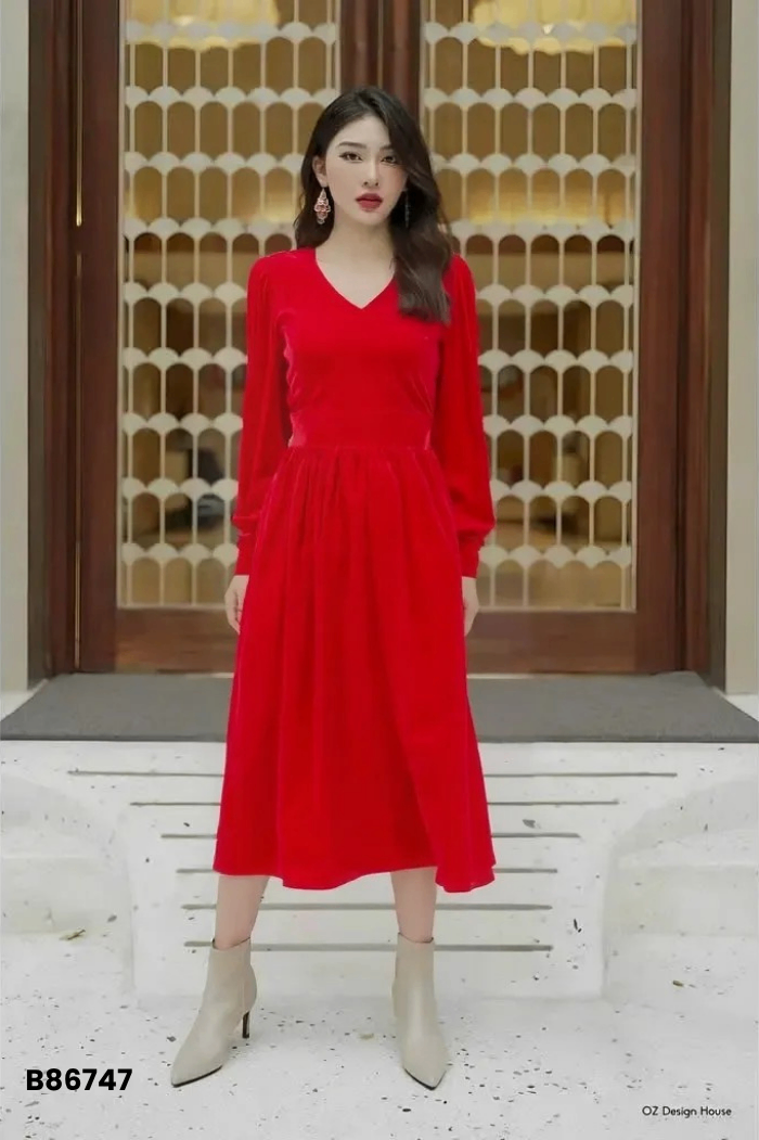 Váy nhung đỏ trơn