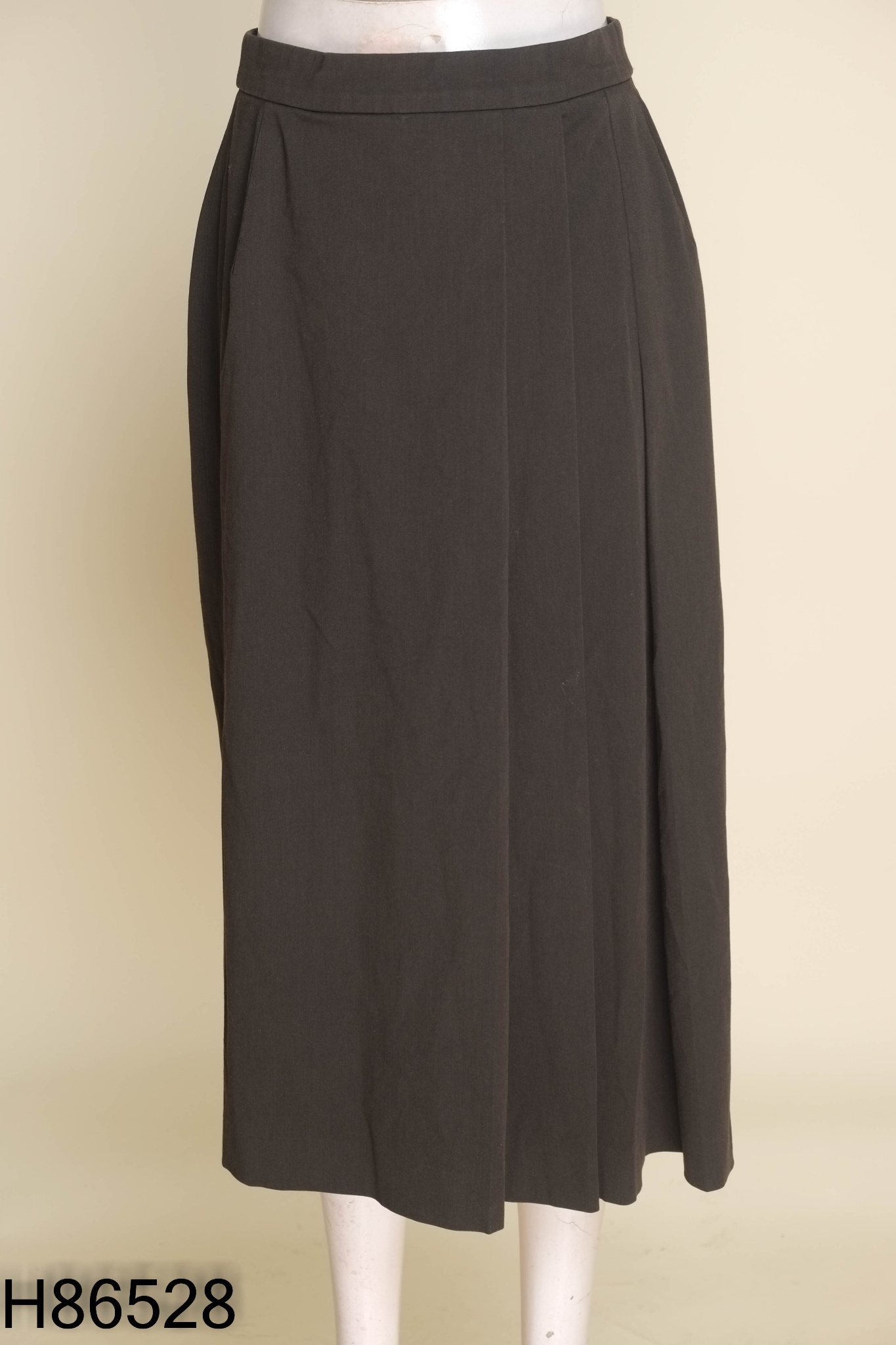 Chân váy UNIQLO nâu gấp ly