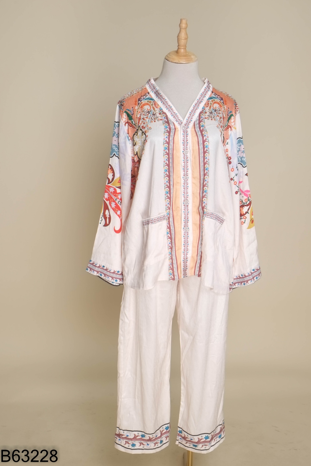 Set Pijama lụa hồng họa tiết