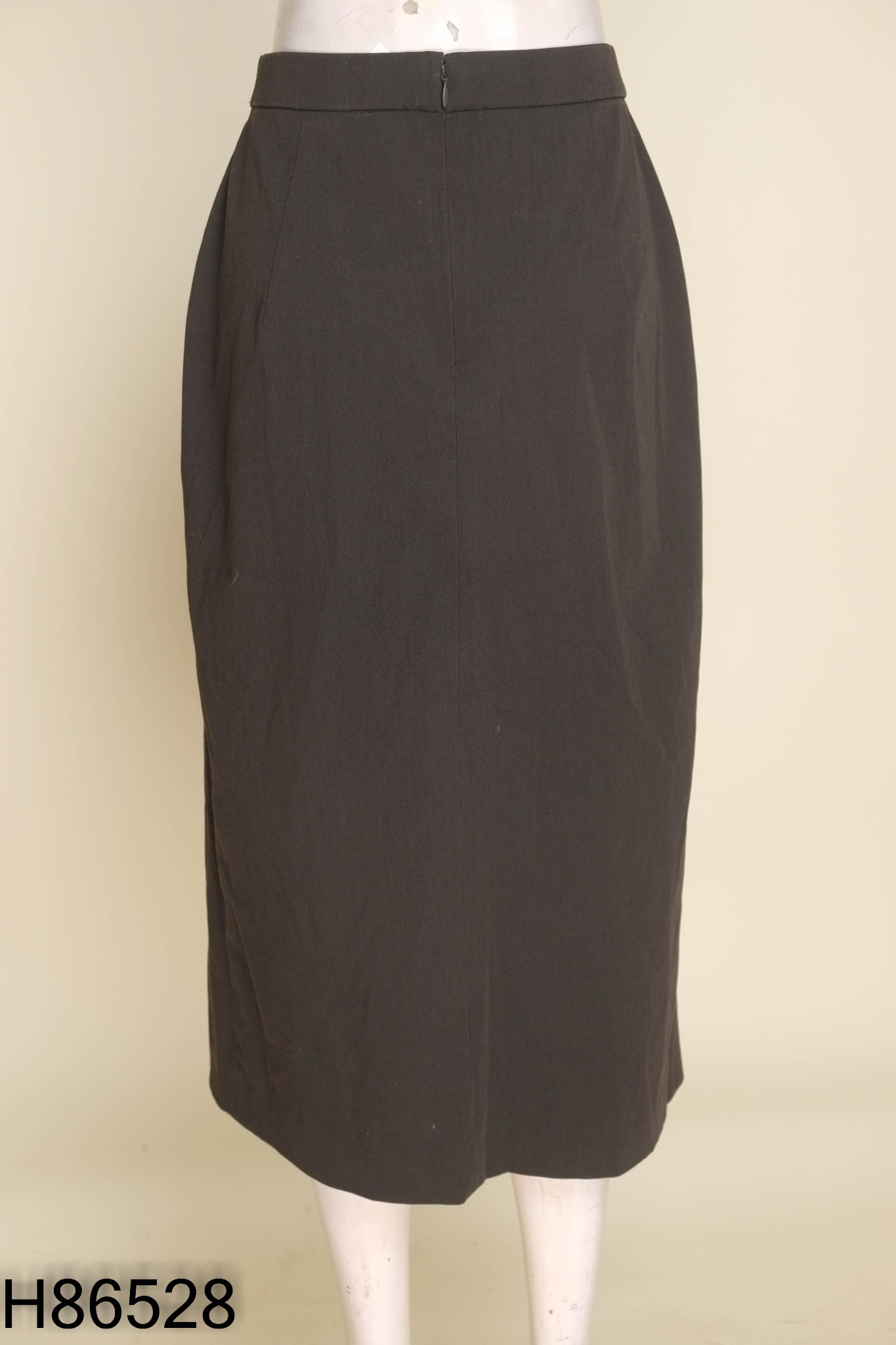 Chân váy UNIQLO nâu gấp ly
