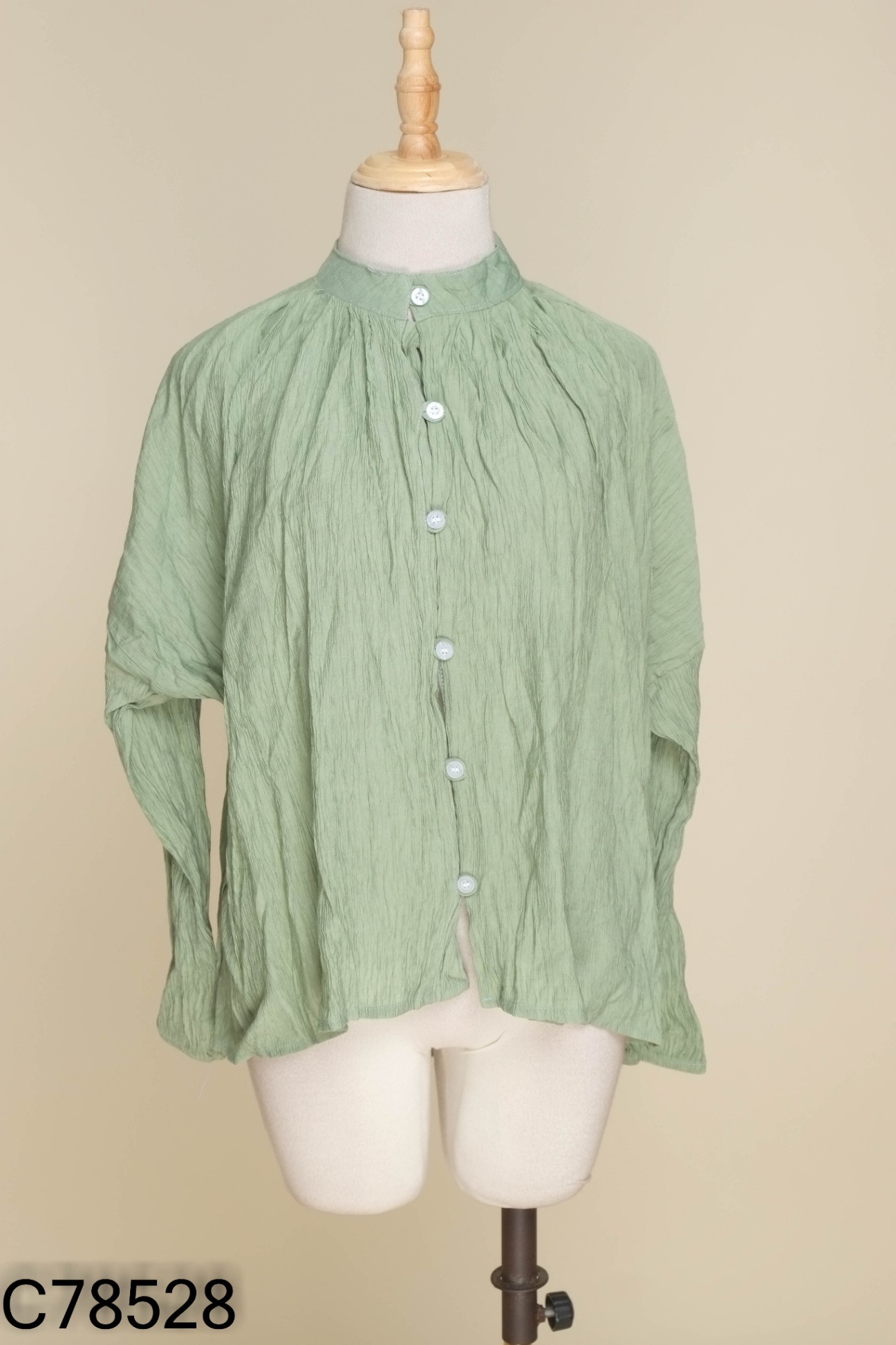 Áo 92WEAR xanh nhăn