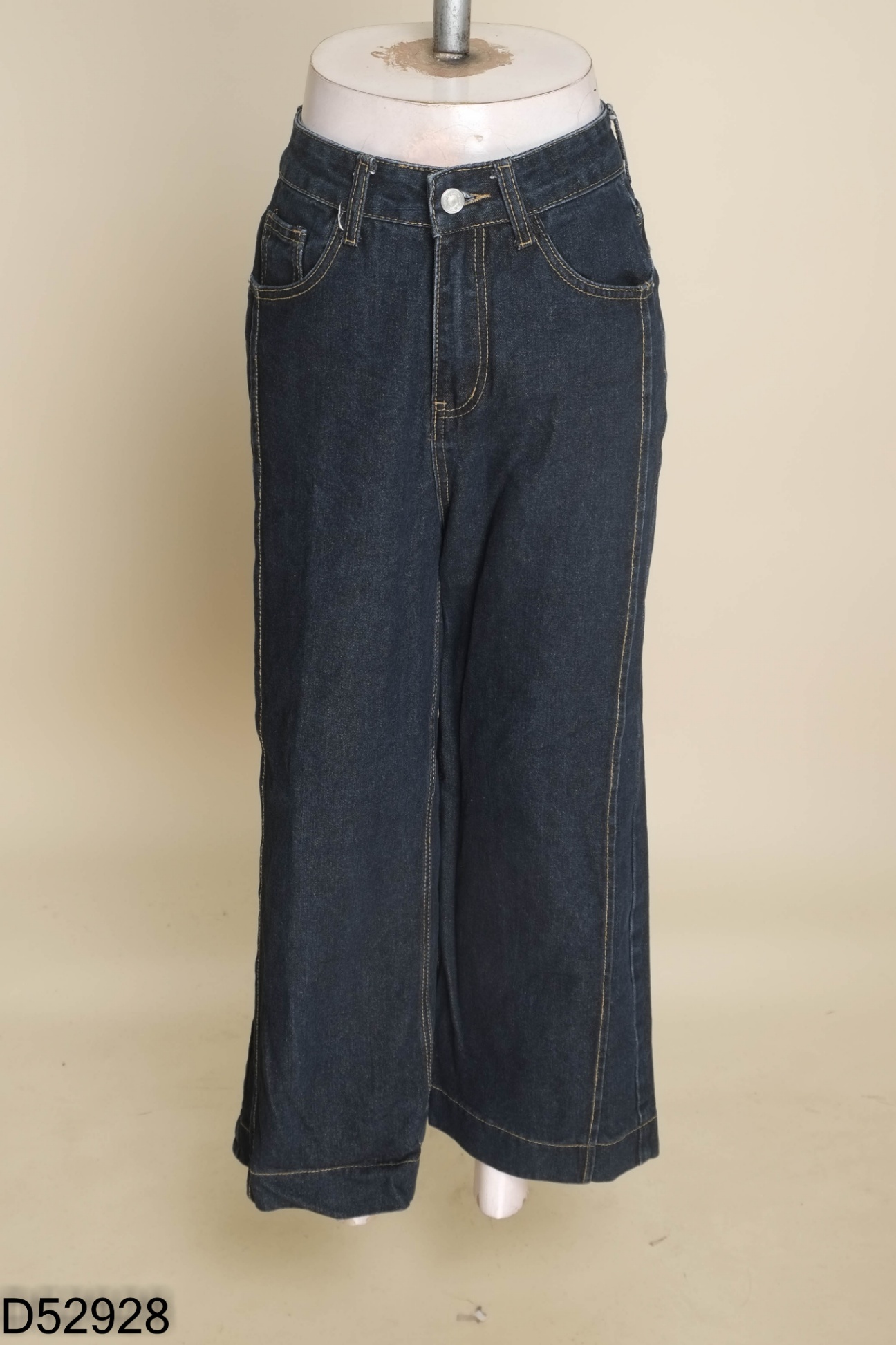 Quần jeans xanh than ống rộng
