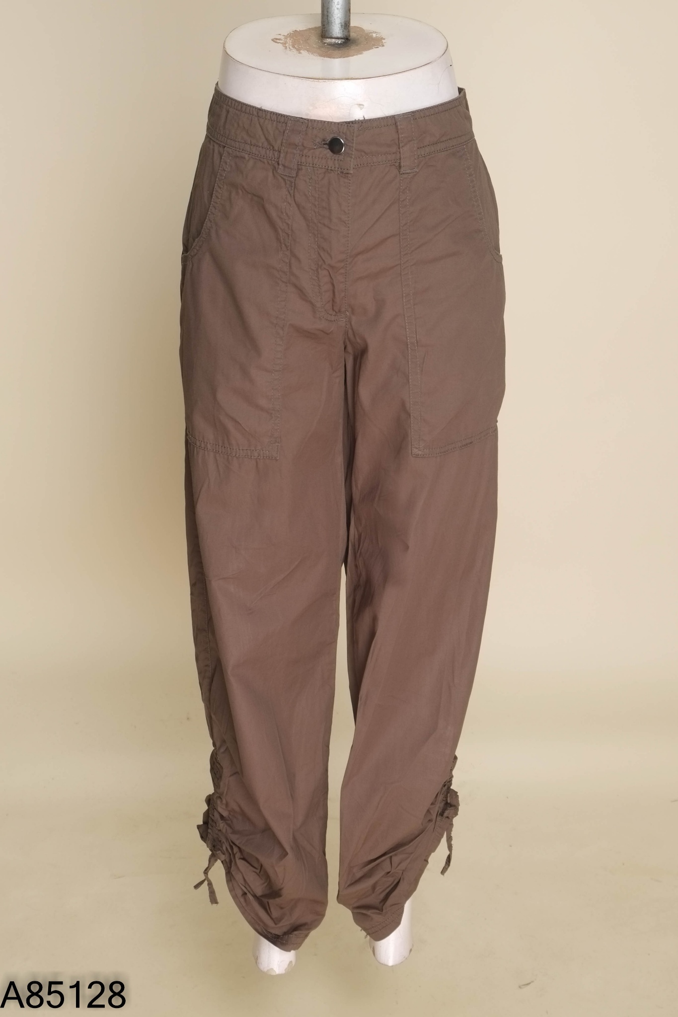 Quần CROPP xanh rêu rút gấu