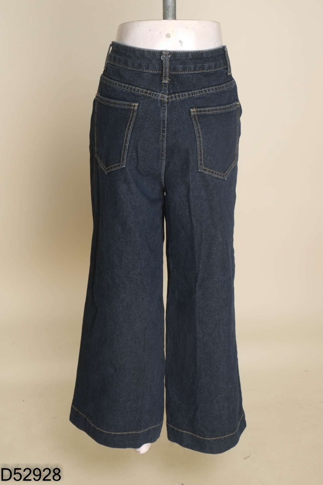Quần jeans xanh than ống rộng