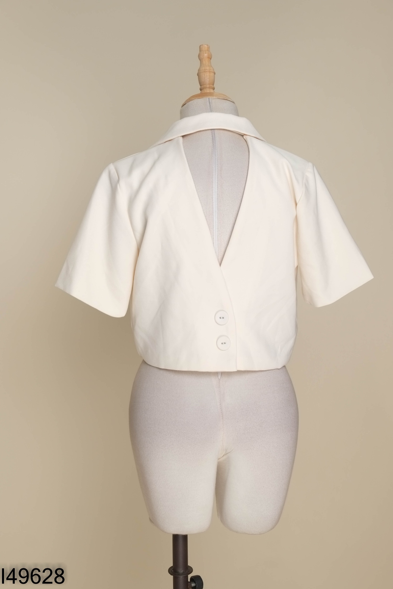 Áo be VELJA cổ vest ngắn tay