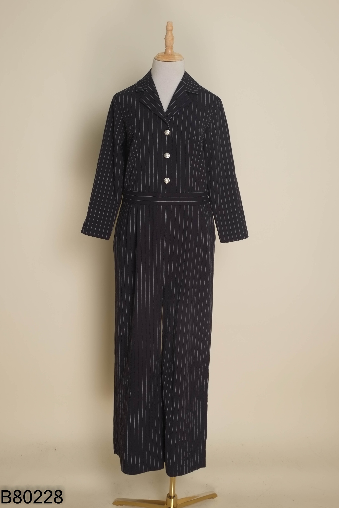 Jumpsuits đen sọc trắng cổ sơ mi