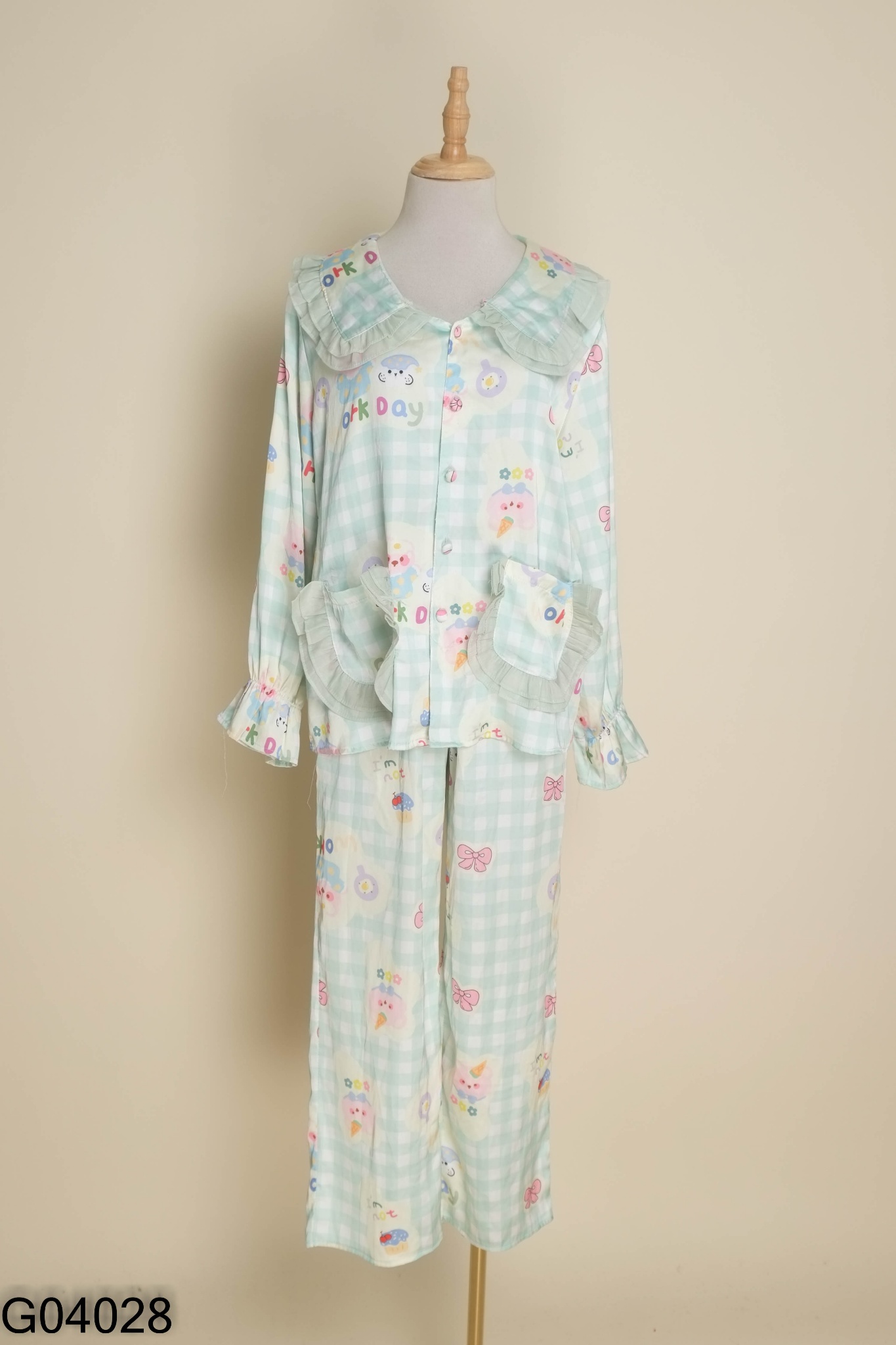 Set bộ ngủ xanh lá hoạ tiết