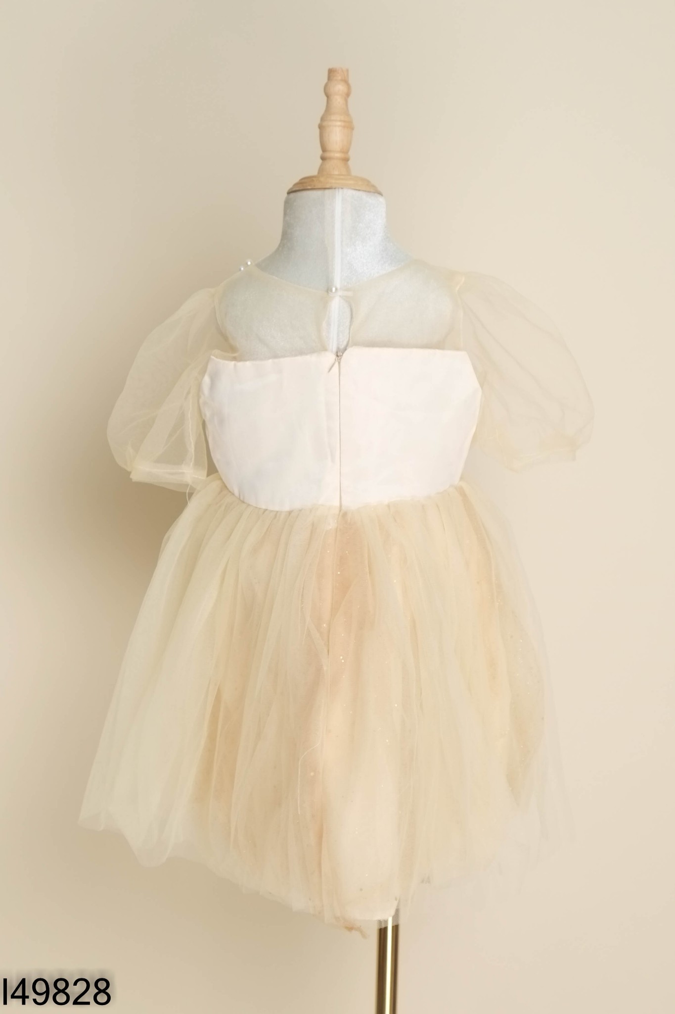 NEWTAG Váy lưới be đính hoa KIDS
