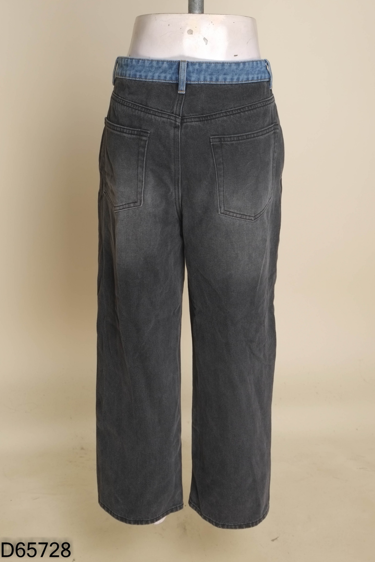 Quần jeans GIORDANO xám phối cạp xanh