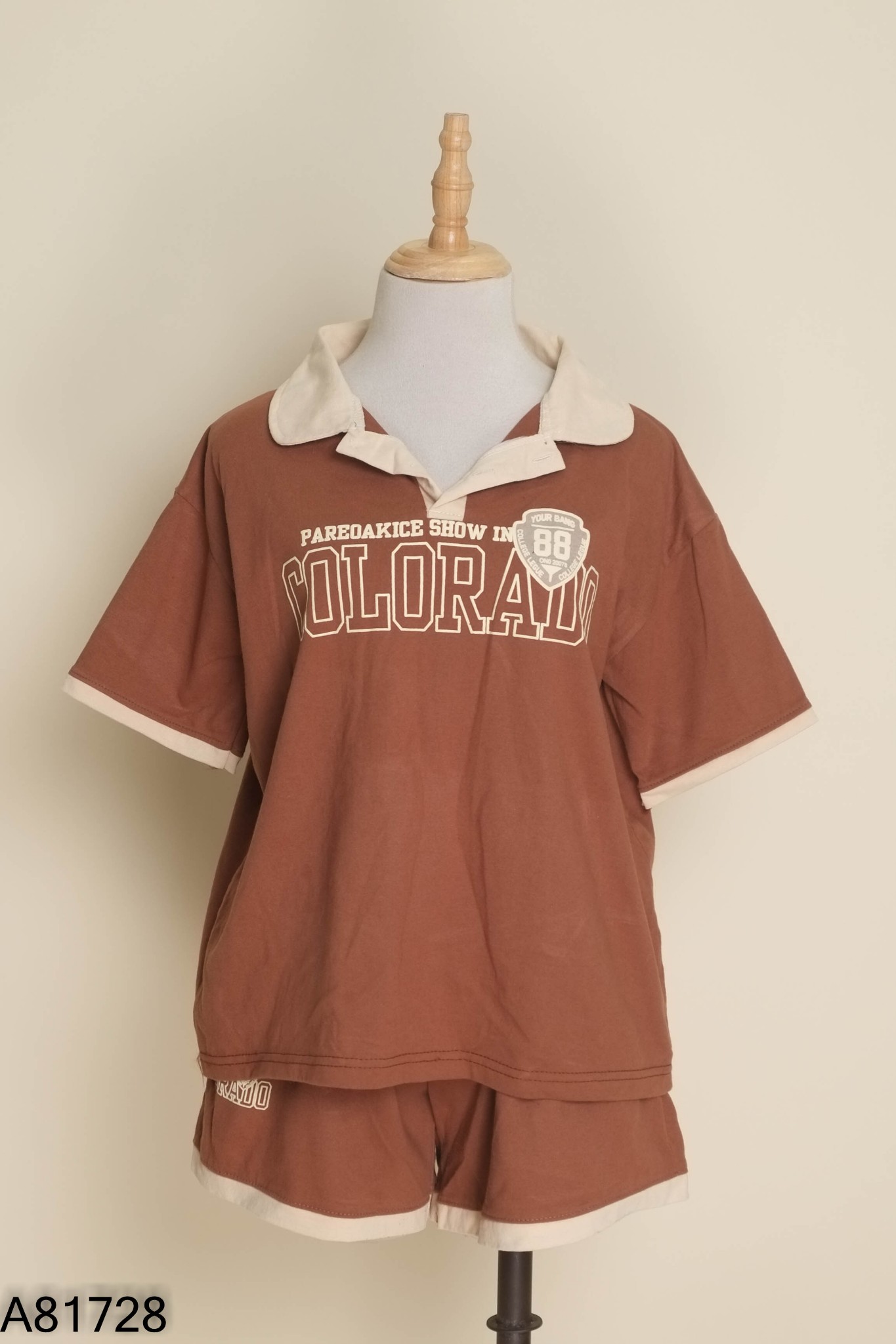 Set Áo nâu chữ be + quần shorts