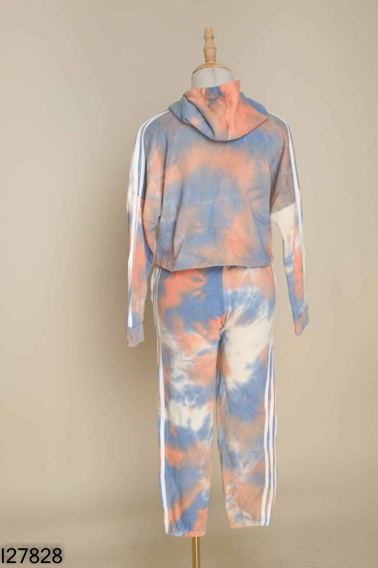 SET áo hoodie be loang xanh, cam + quần sọc trắng