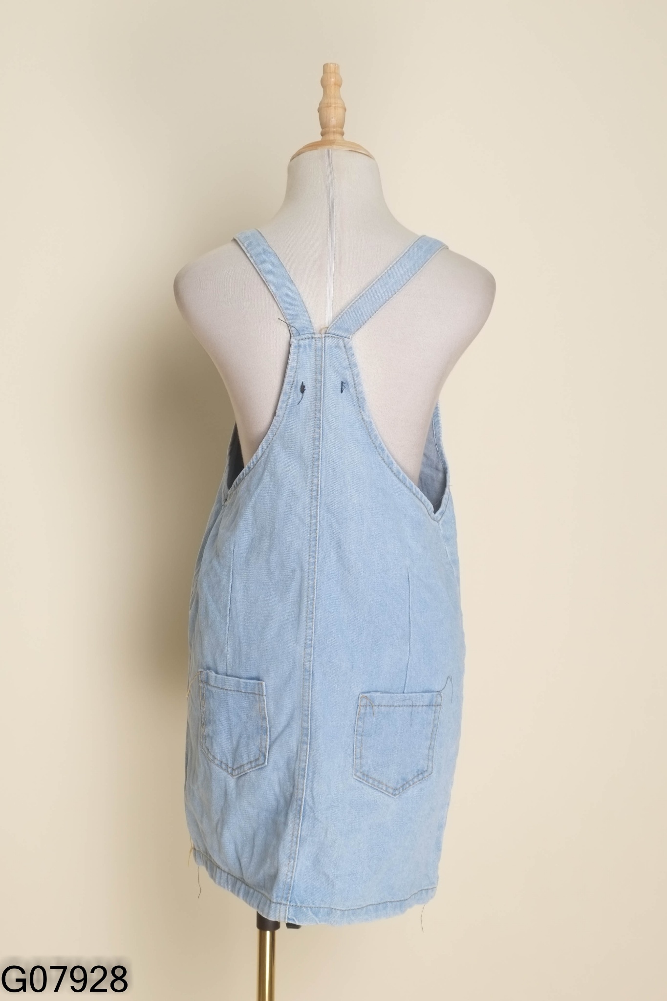 Váy yếm jeans xanh phối cúc