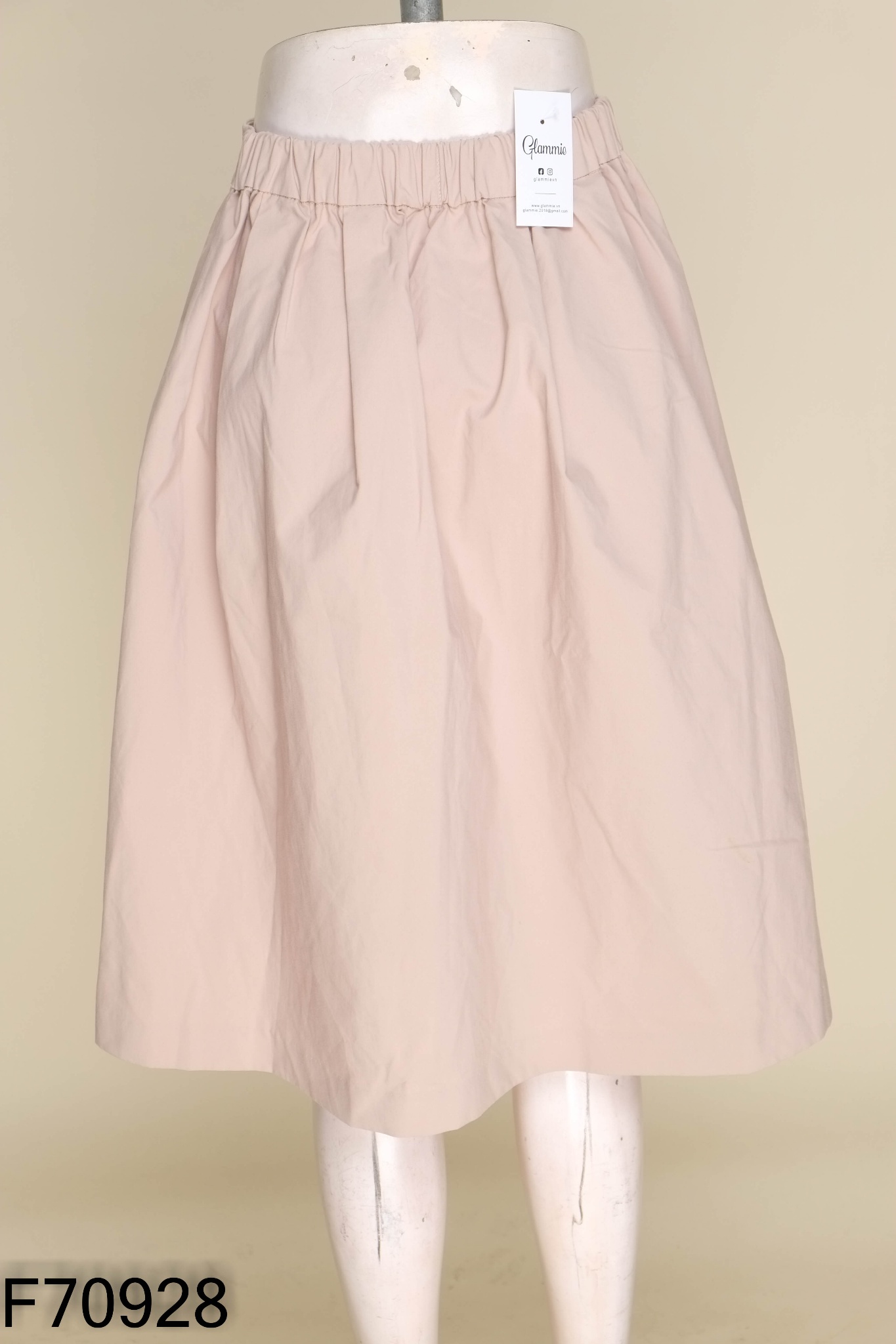 Chân váy UNIQLO be trơn