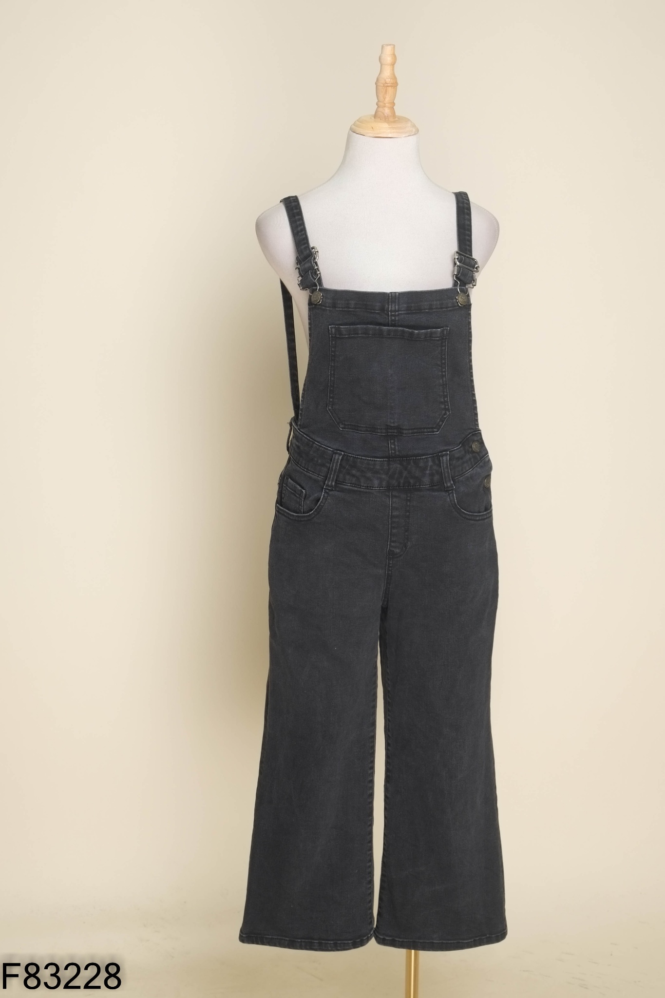 Quần yếm GEN VIET jeans xám