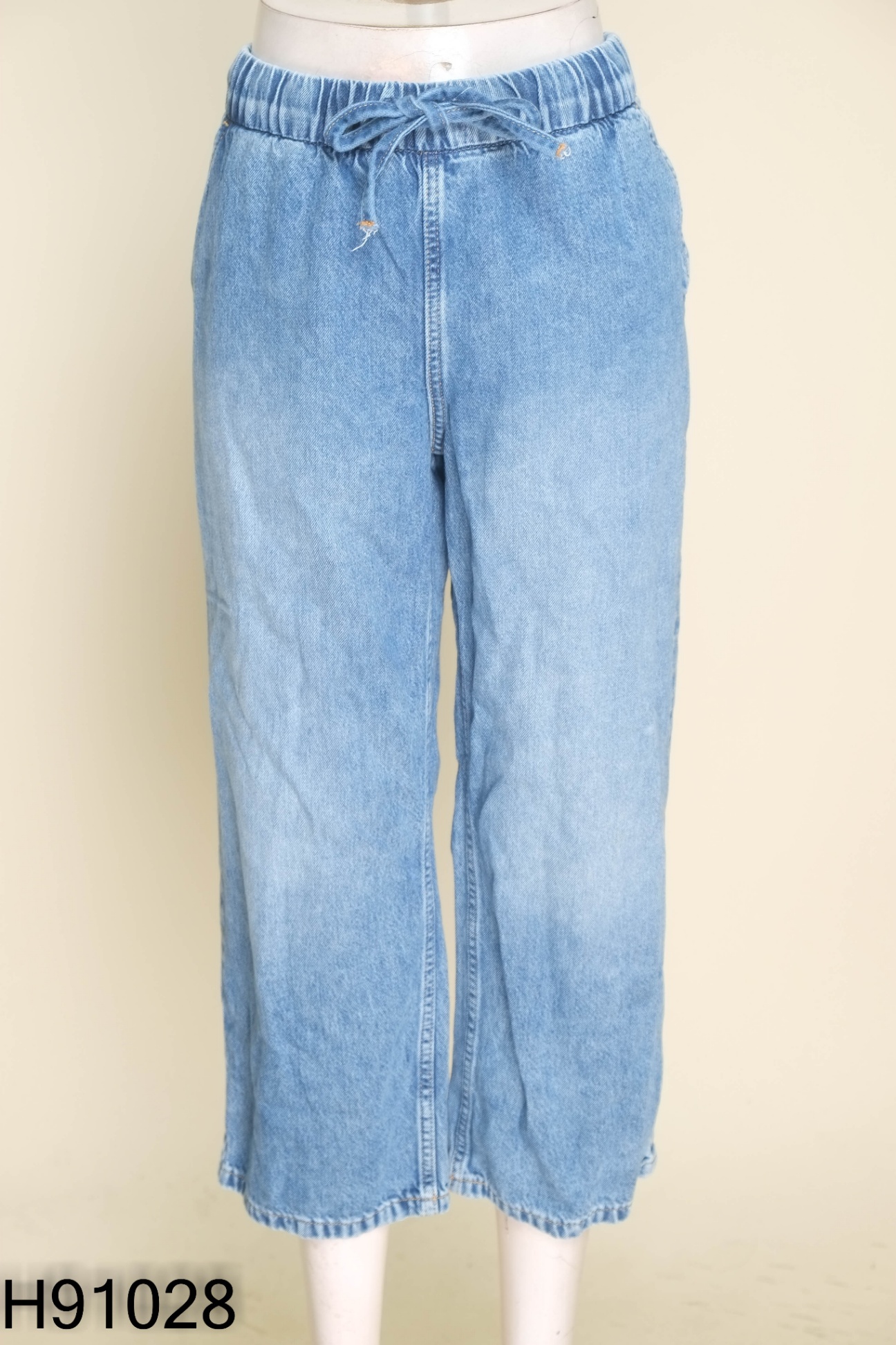 Quần jeans HM xanh eo chun