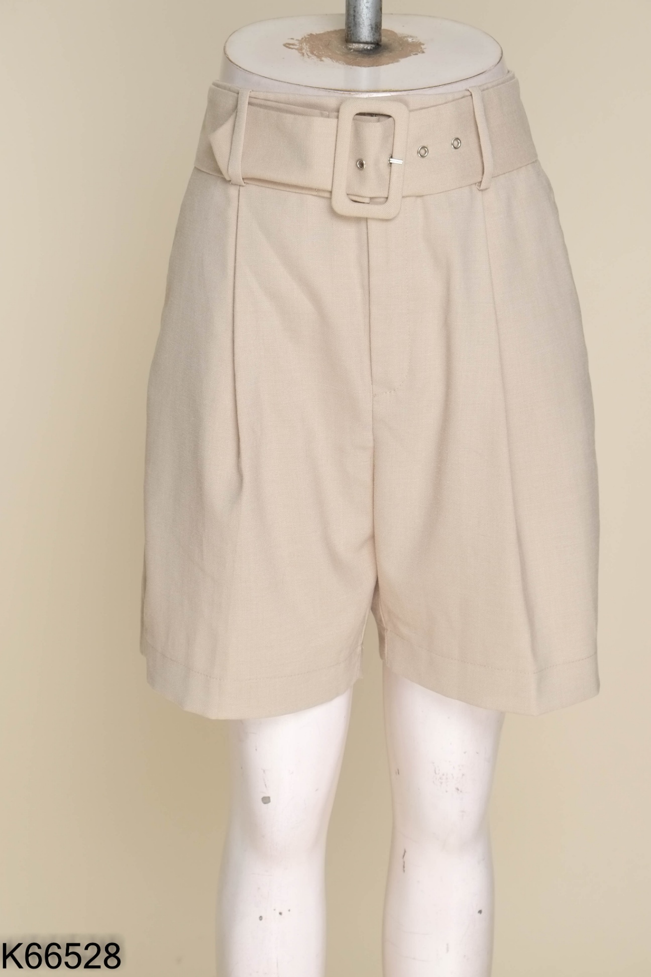 Quần shorts be ZARA kèm đai