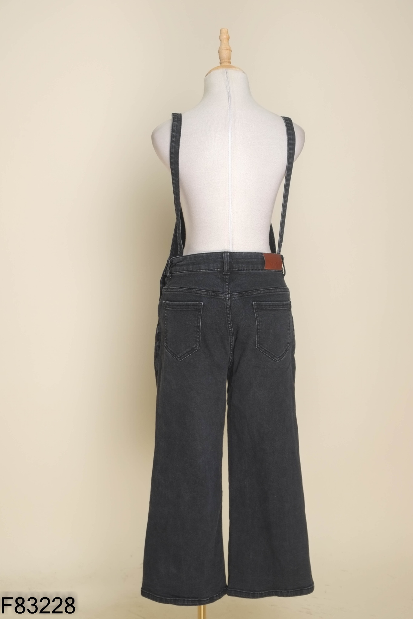 Quần yếm GEN VIET jeans xám