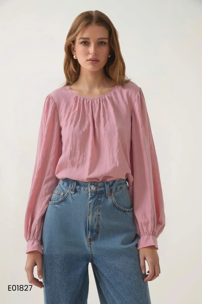 Áo UNIQLO hồng trơn
