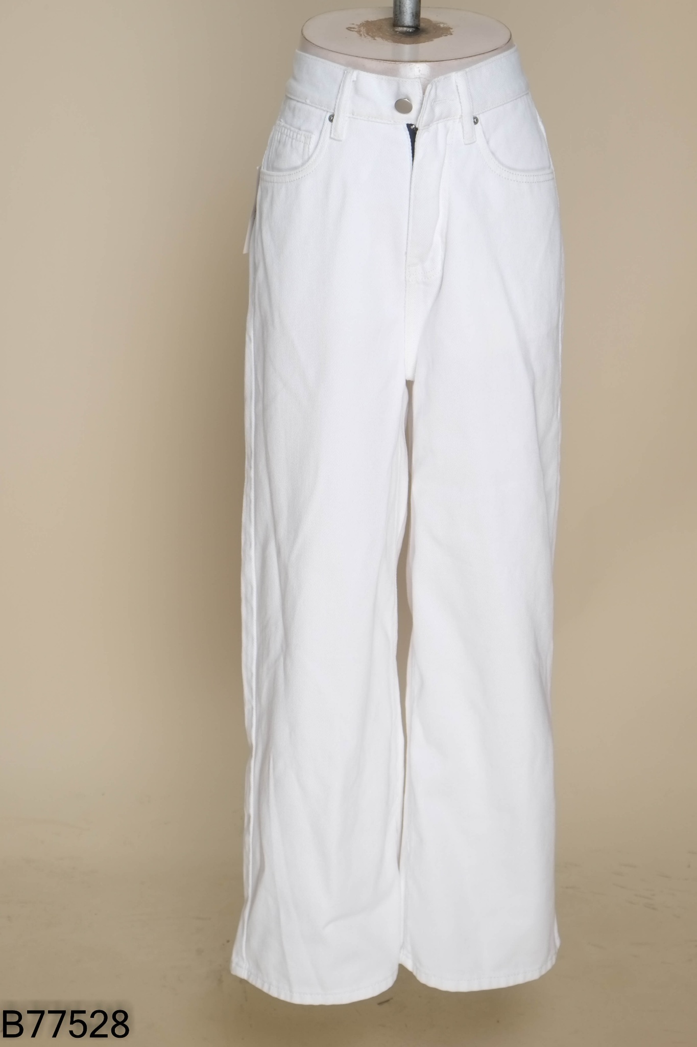 NEWTAG Quần jeans suông trắng