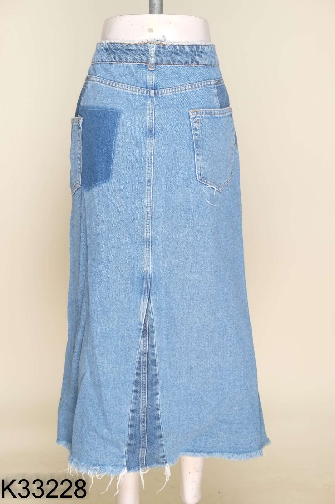 Chân váy jeans xanh dài xẻ (ZARA cắt tag)