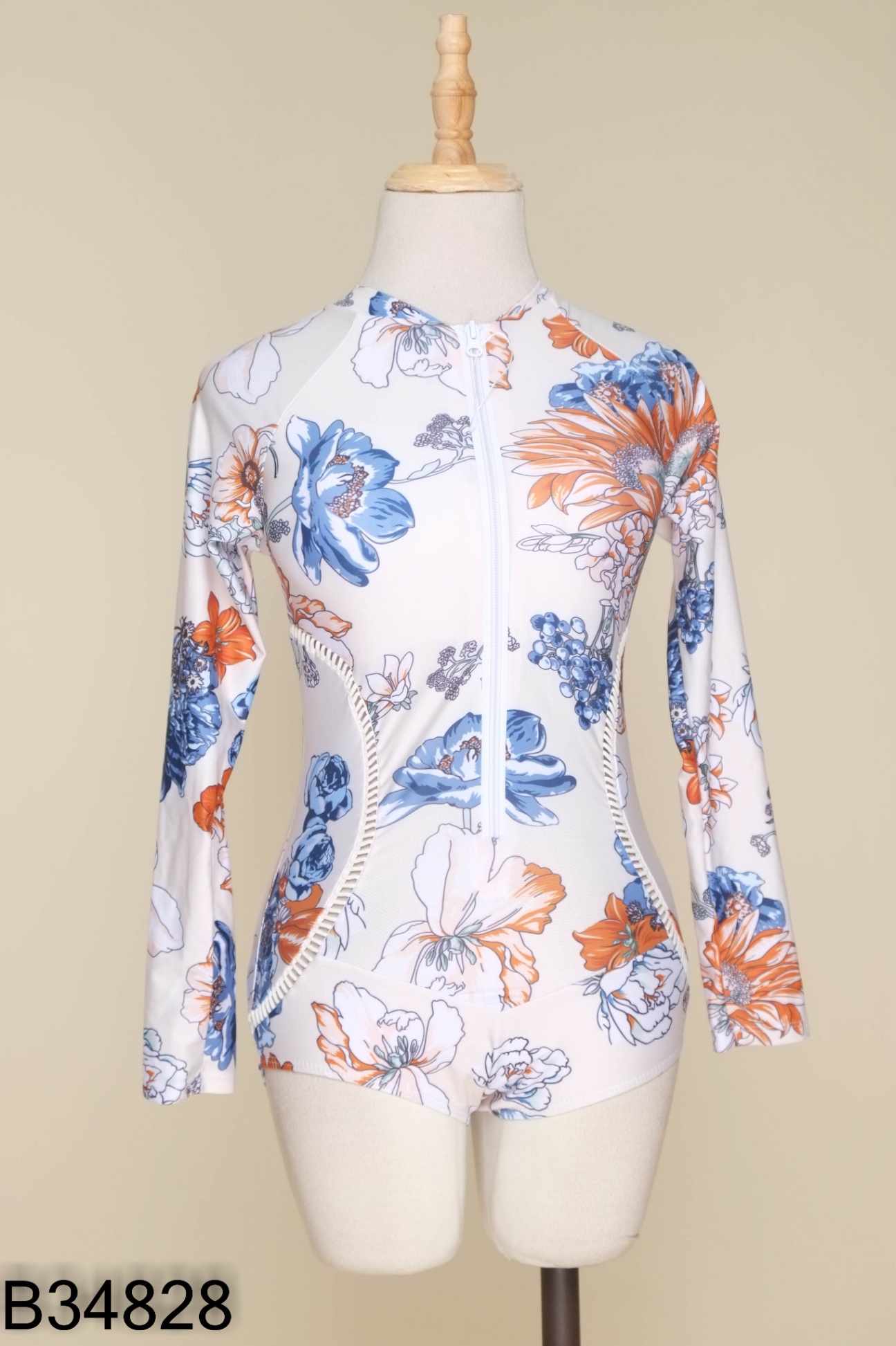 Bikini be hoạ tiết hoa