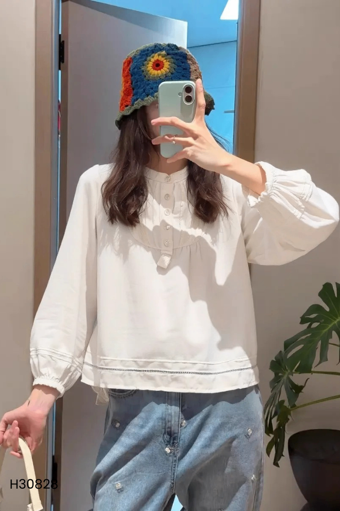 Áo đũi be viền ren