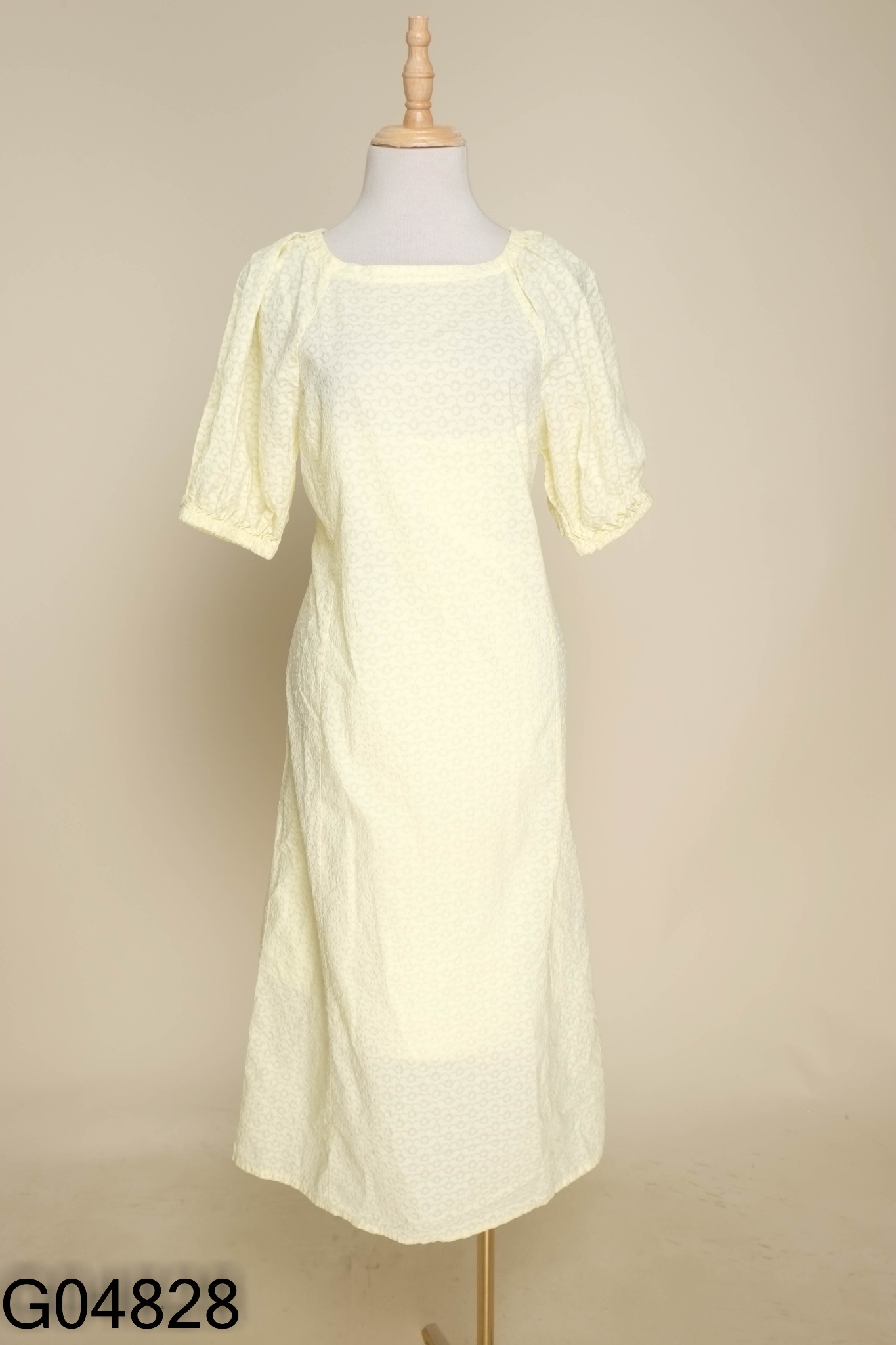 Váy UNIQLO vàng chanh (KÈM LÓT)