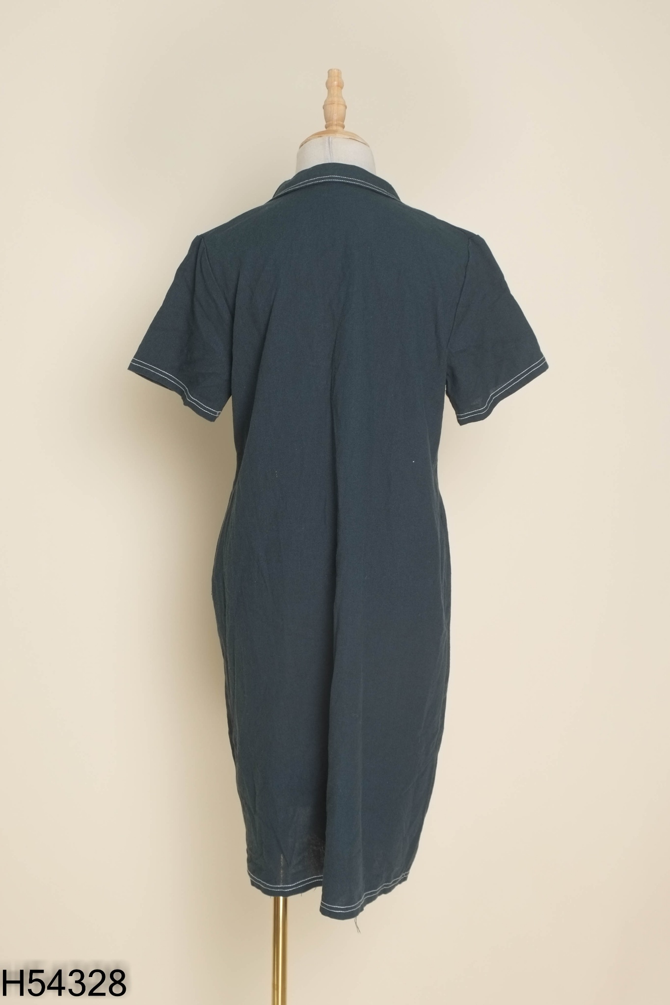 Váy linen xanh viền chỉ trắng