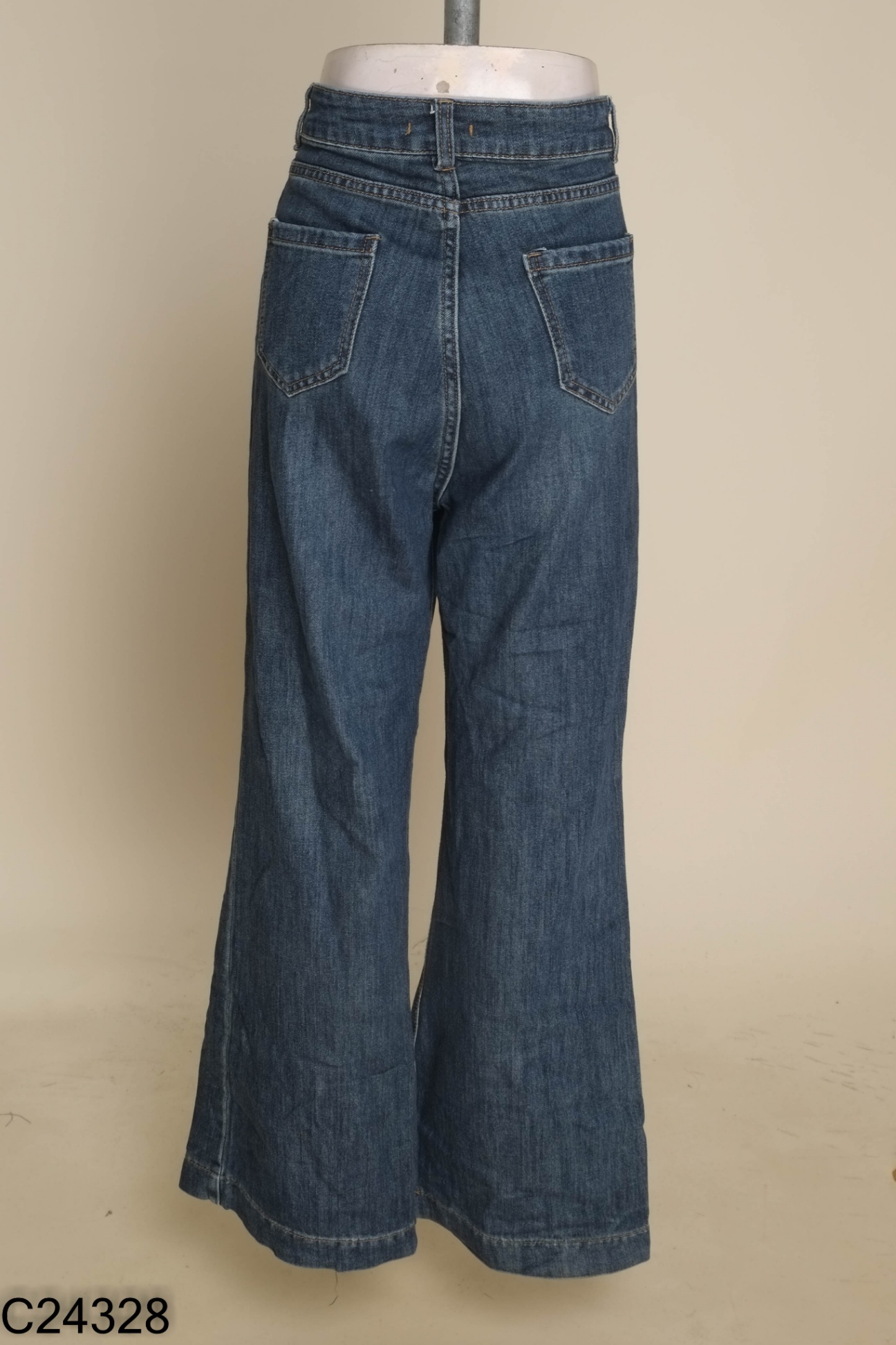Quần jeans suông xanh trơn