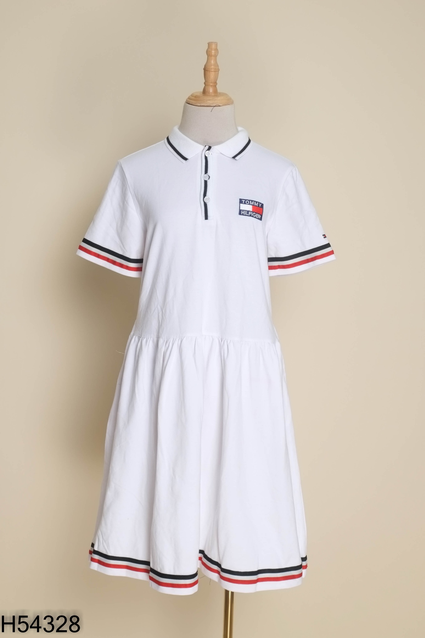 NEWTAG Váy polo trắng viền đen