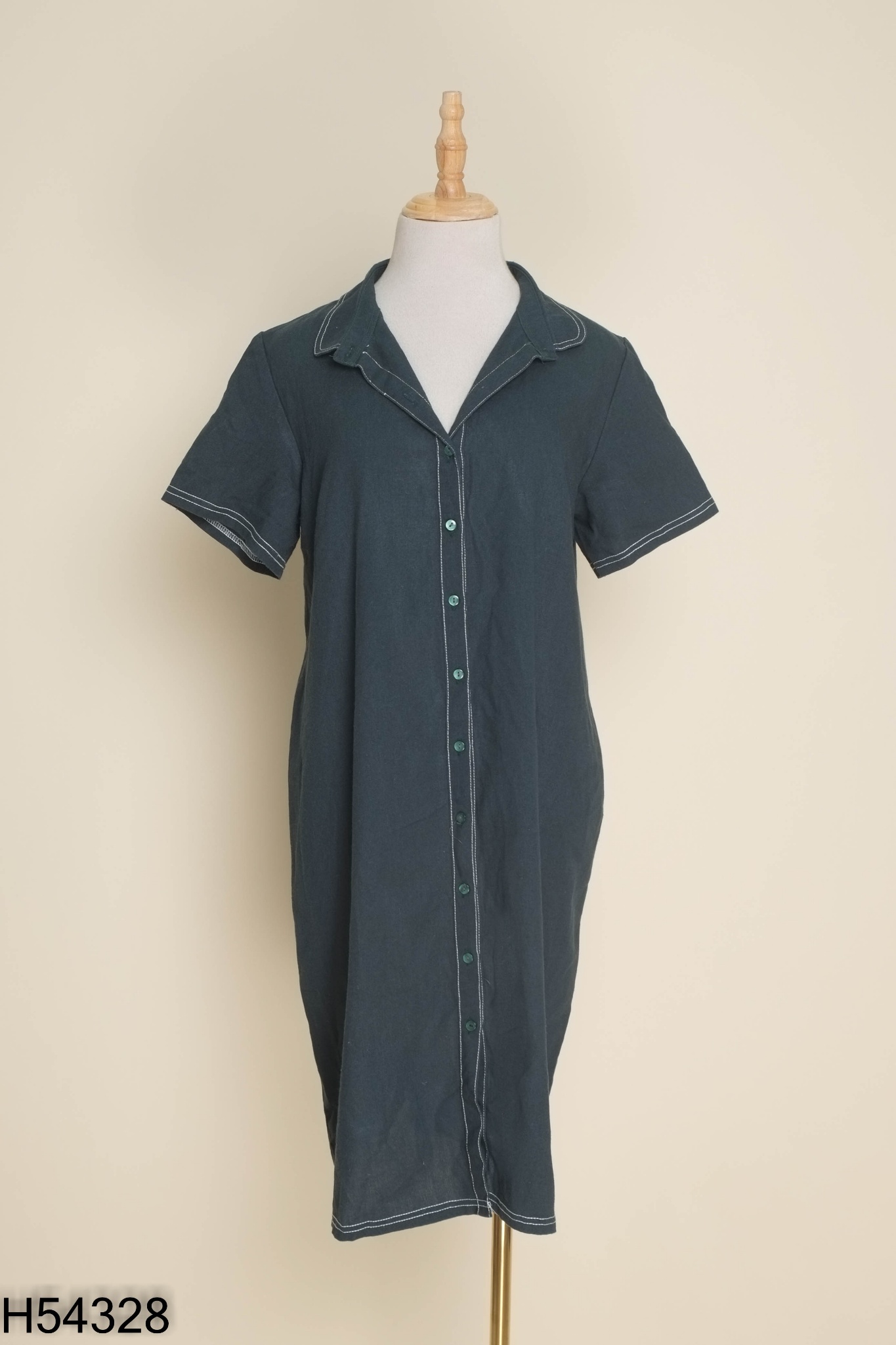 Váy linen xanh viền chỉ trắng