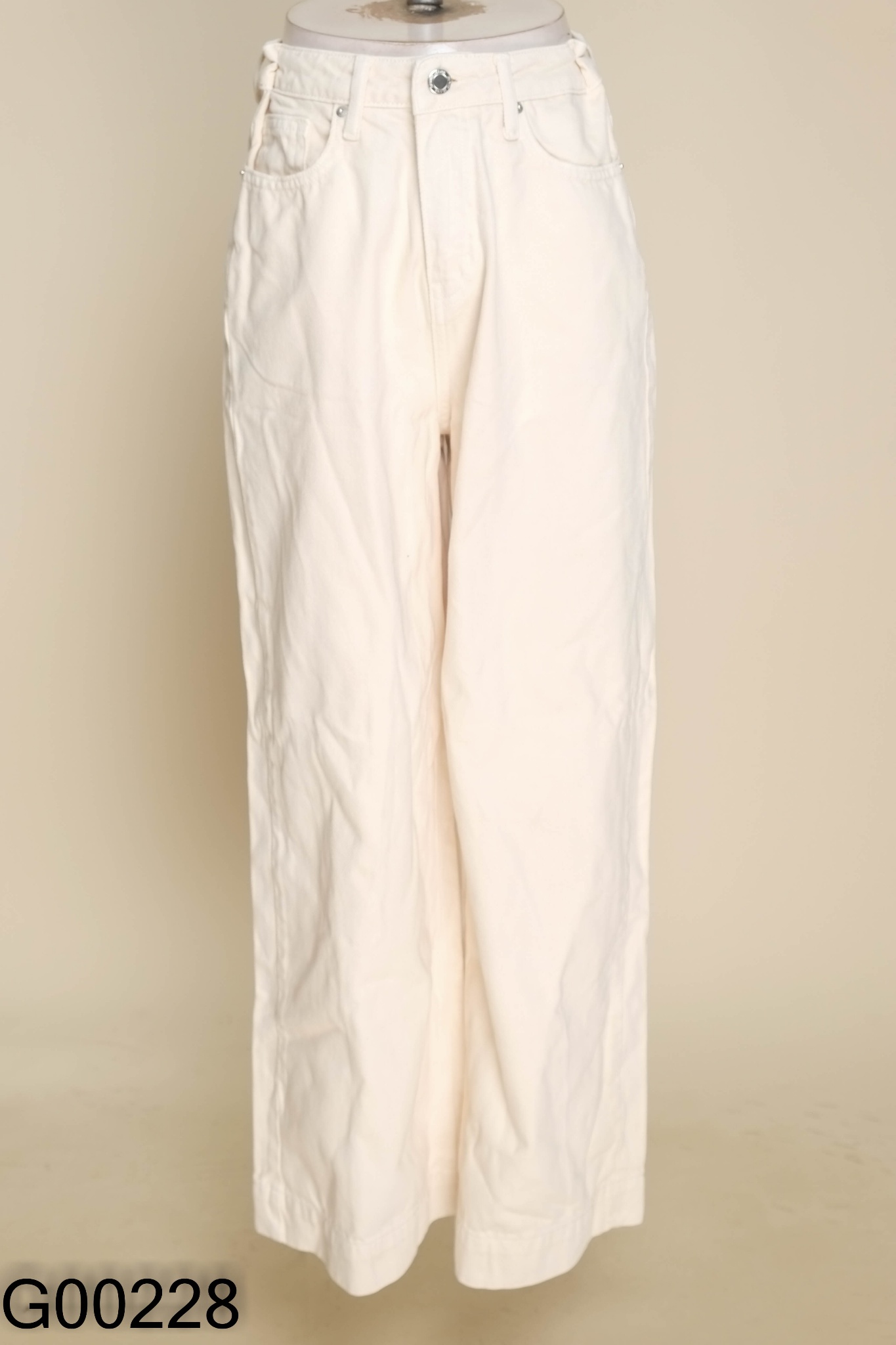 Quần URATV jeans be ống rộng
