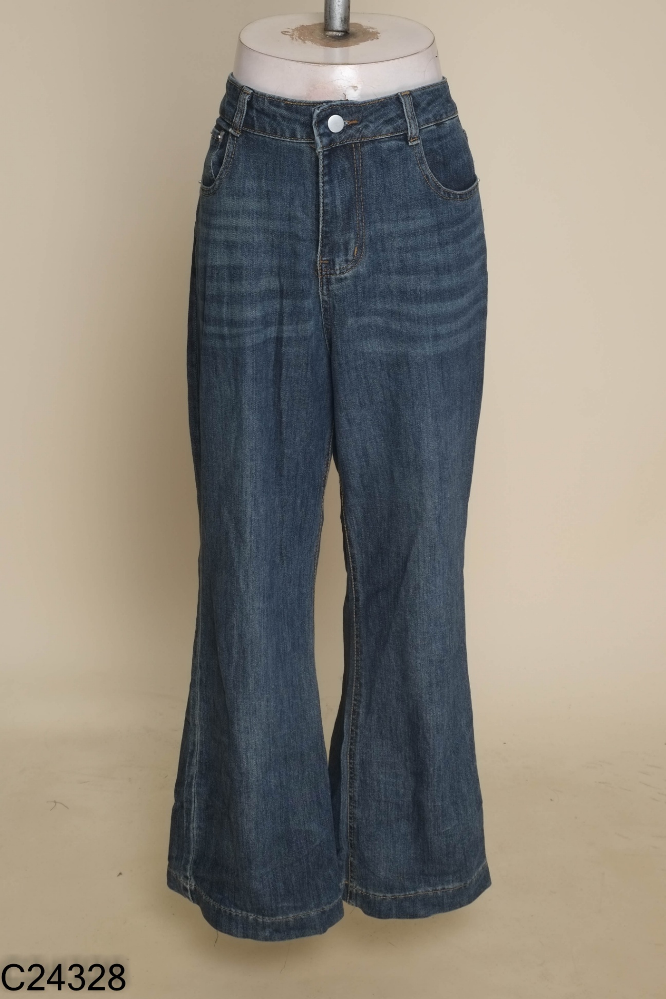 Quần jeans suông xanh trơn