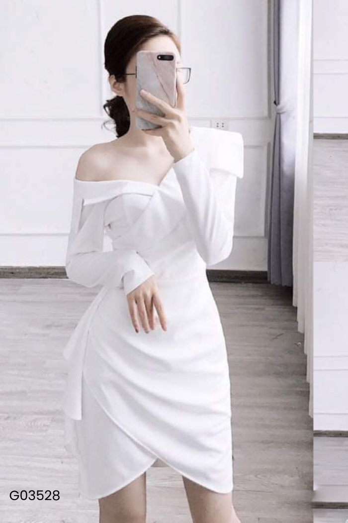 Váy trắng phối cổ vest