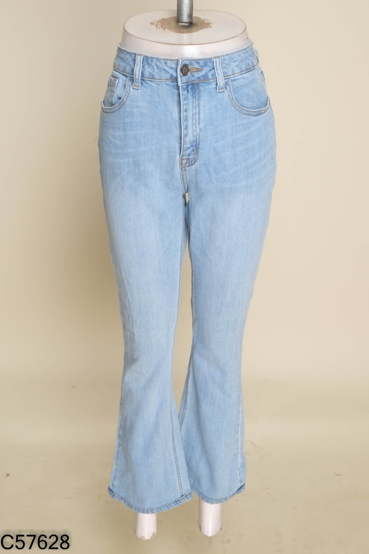 Quần CT JEANS xanh trơn ống loe