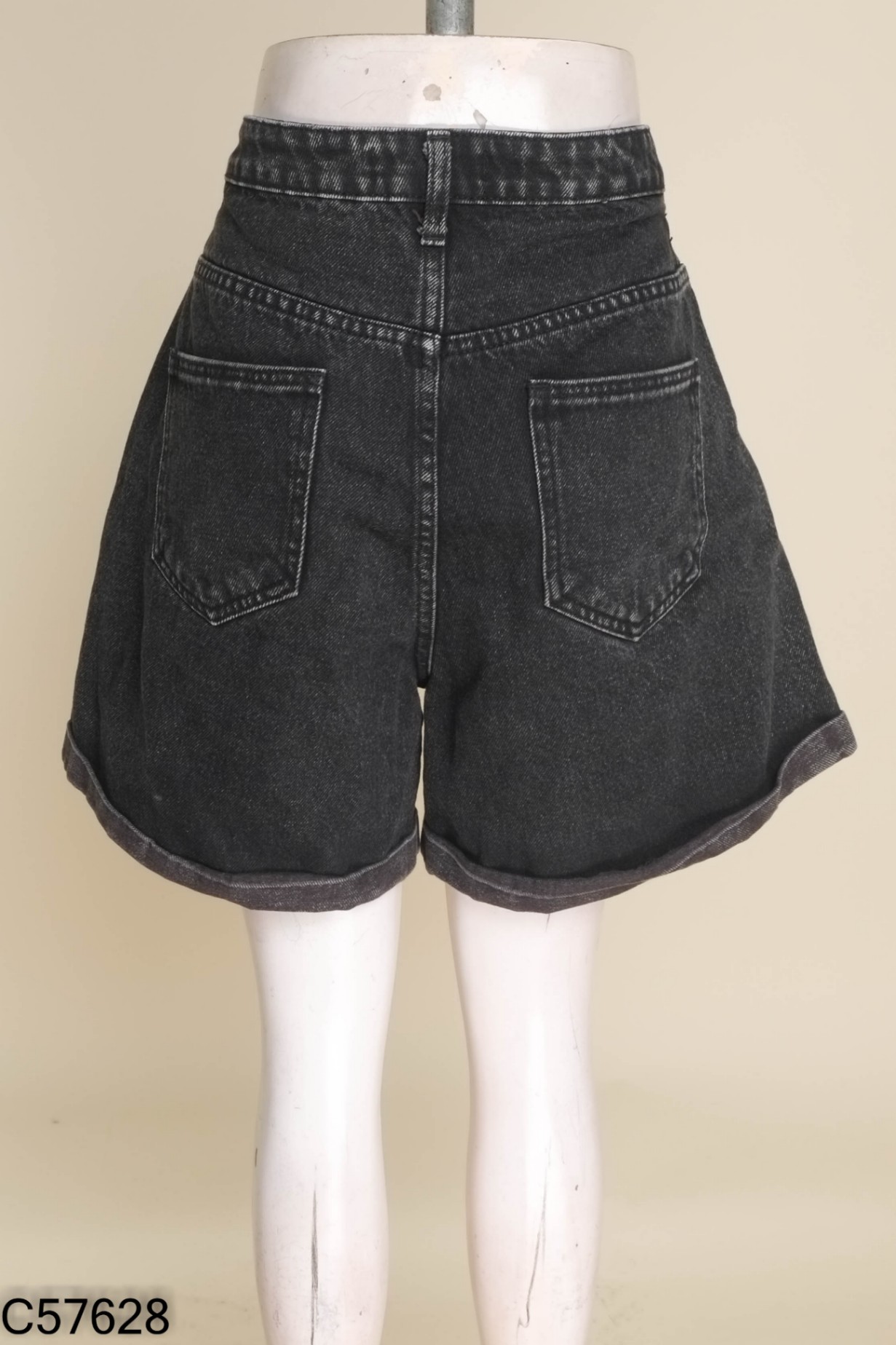 Quần short jean xám đen