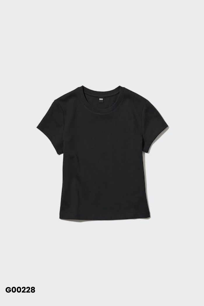 Áo UNIQLO phông đen
