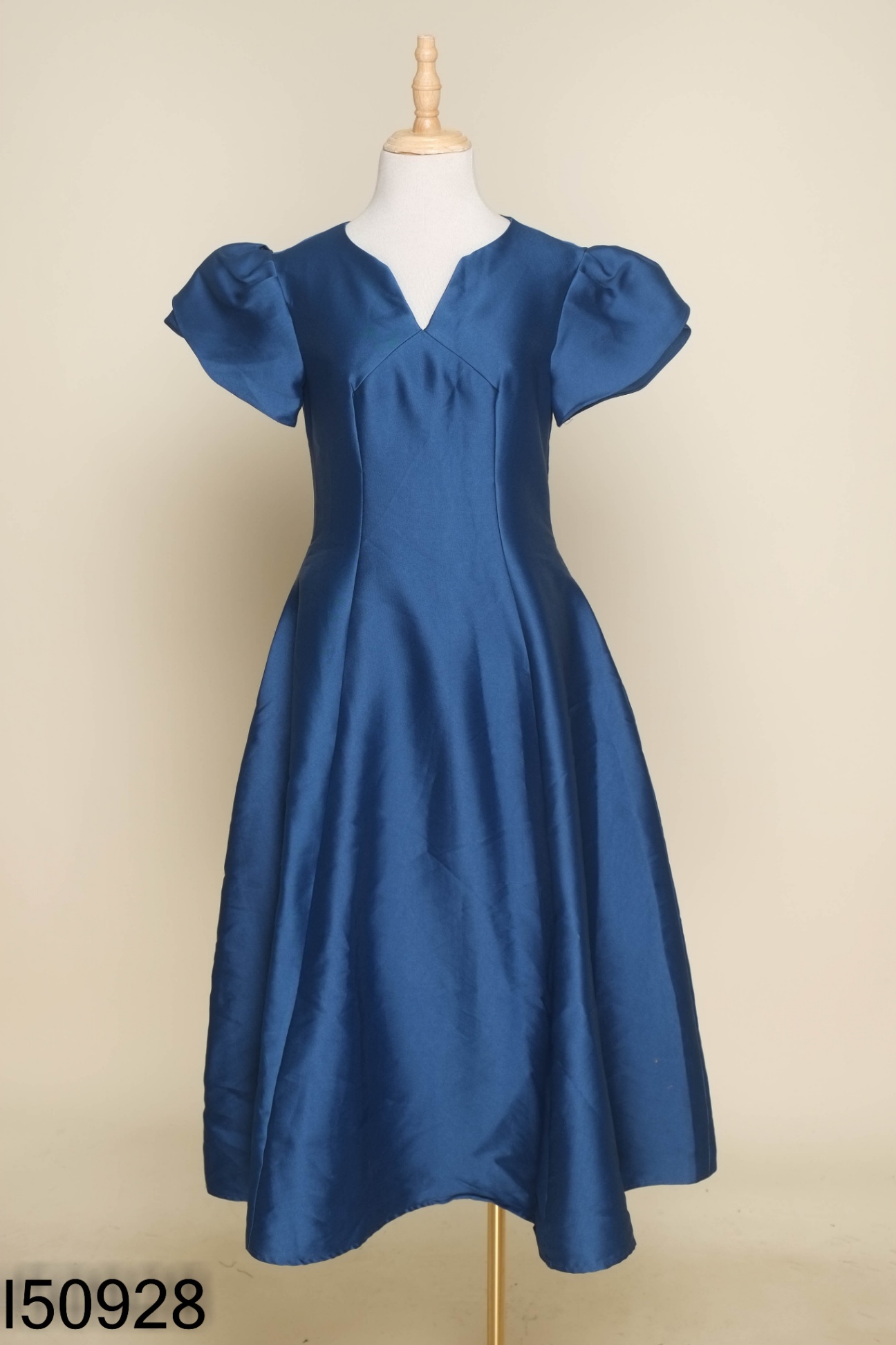 Váy DRESS ESSENTIAL xanh trơn