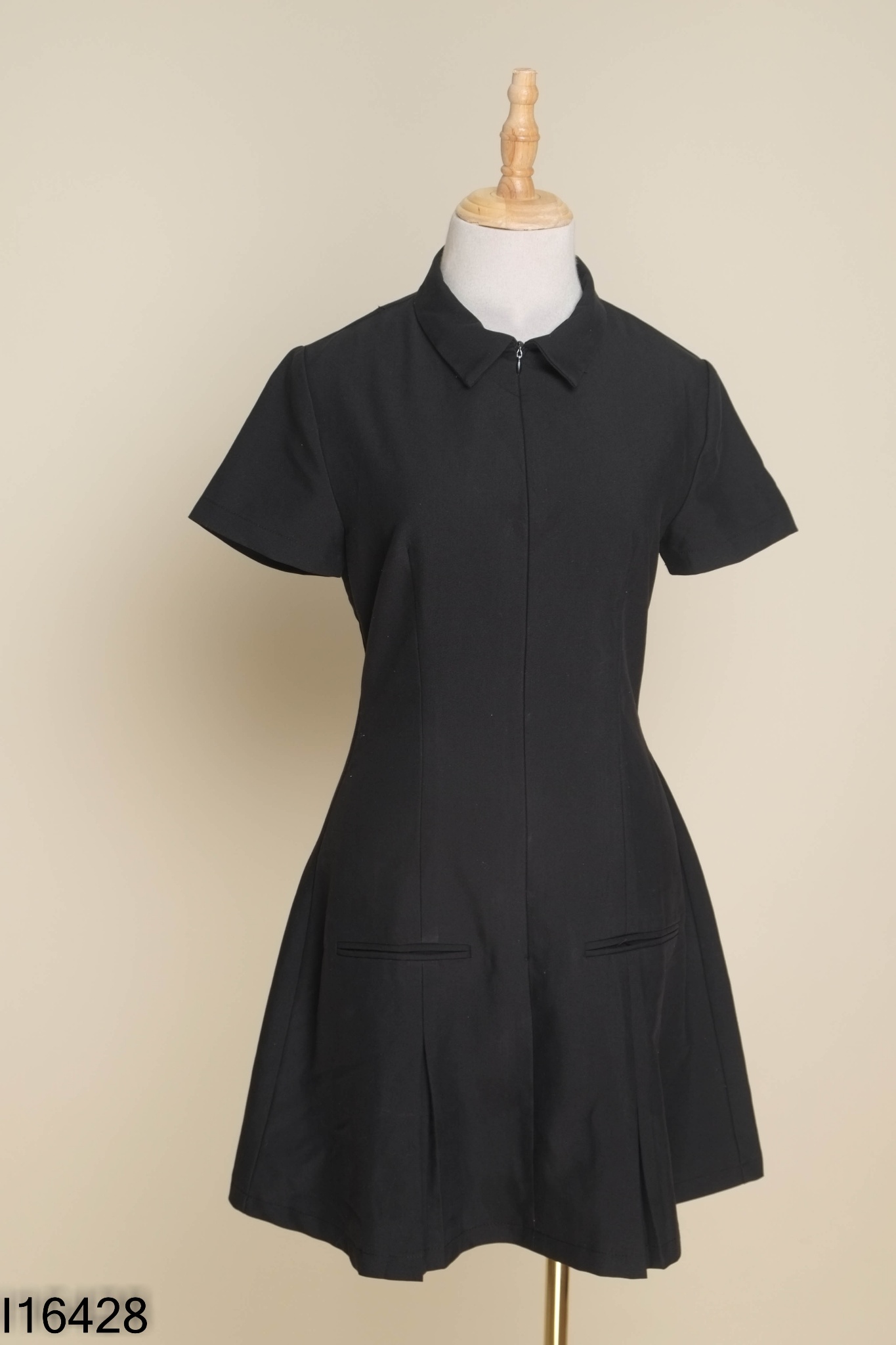 Váy đen cổ bẻ (ZARA xuất)