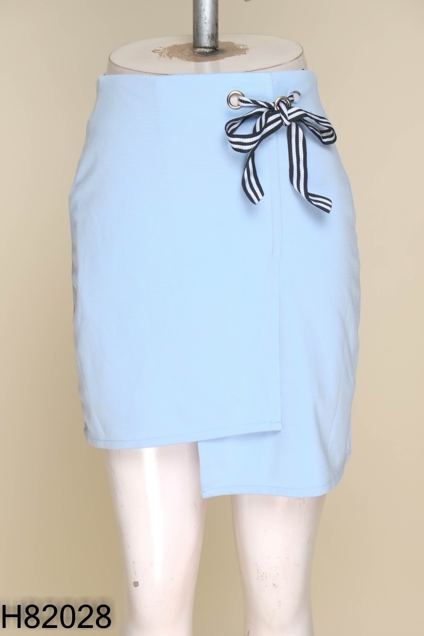 Chân váy 92 WEAR xanh vạt