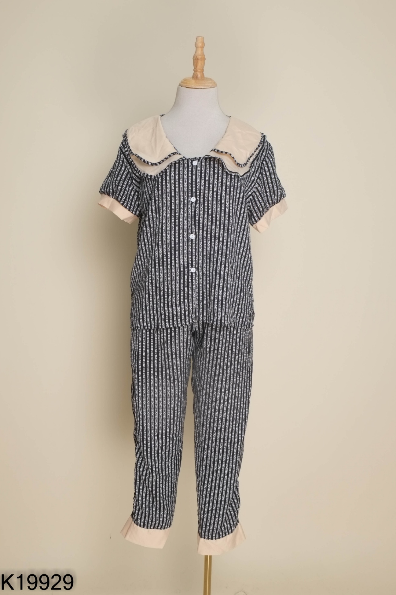SET Pijama áo + quần dài đen phối chữ