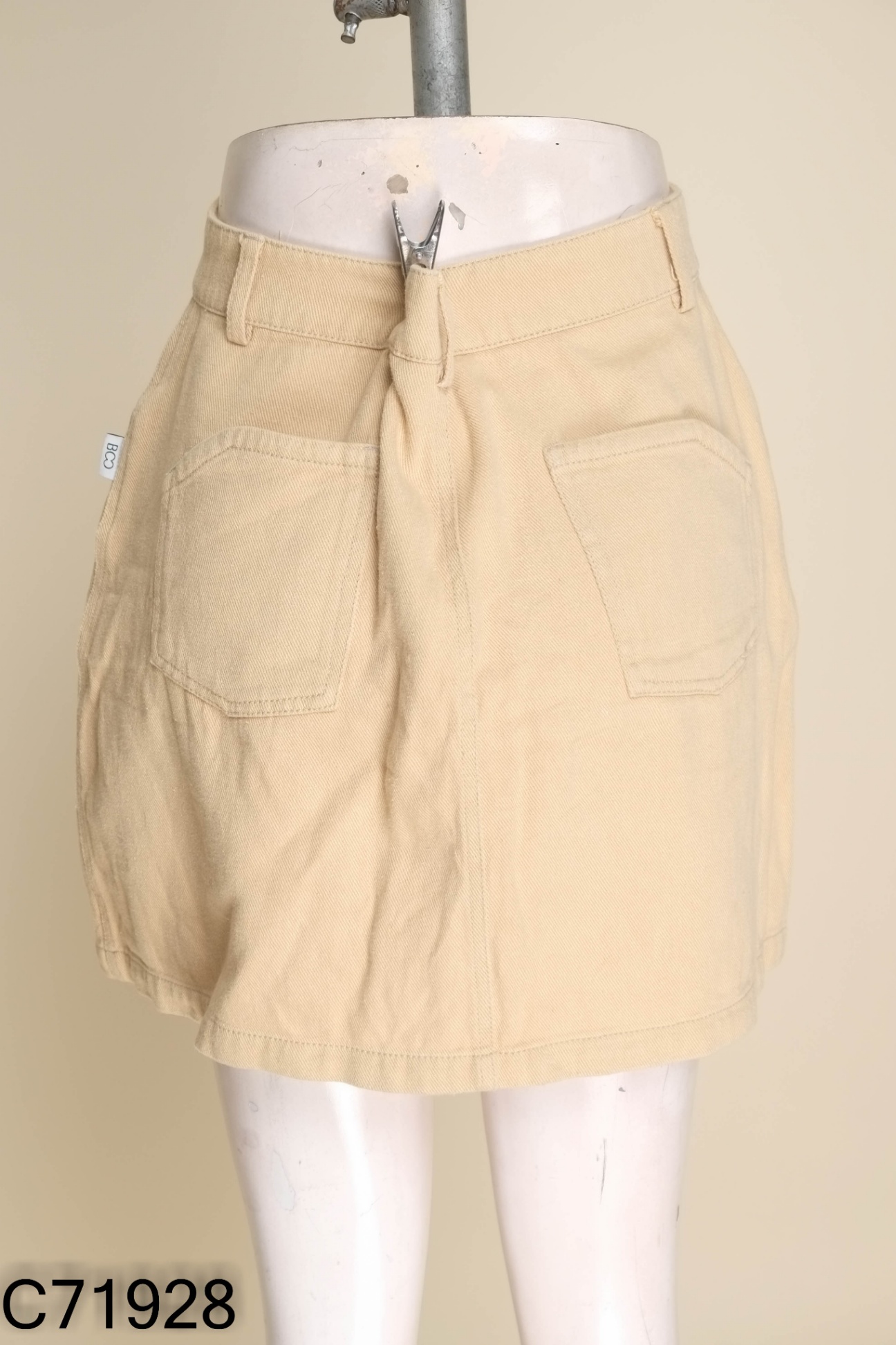 Chân váy BÒ SỮA jeans be