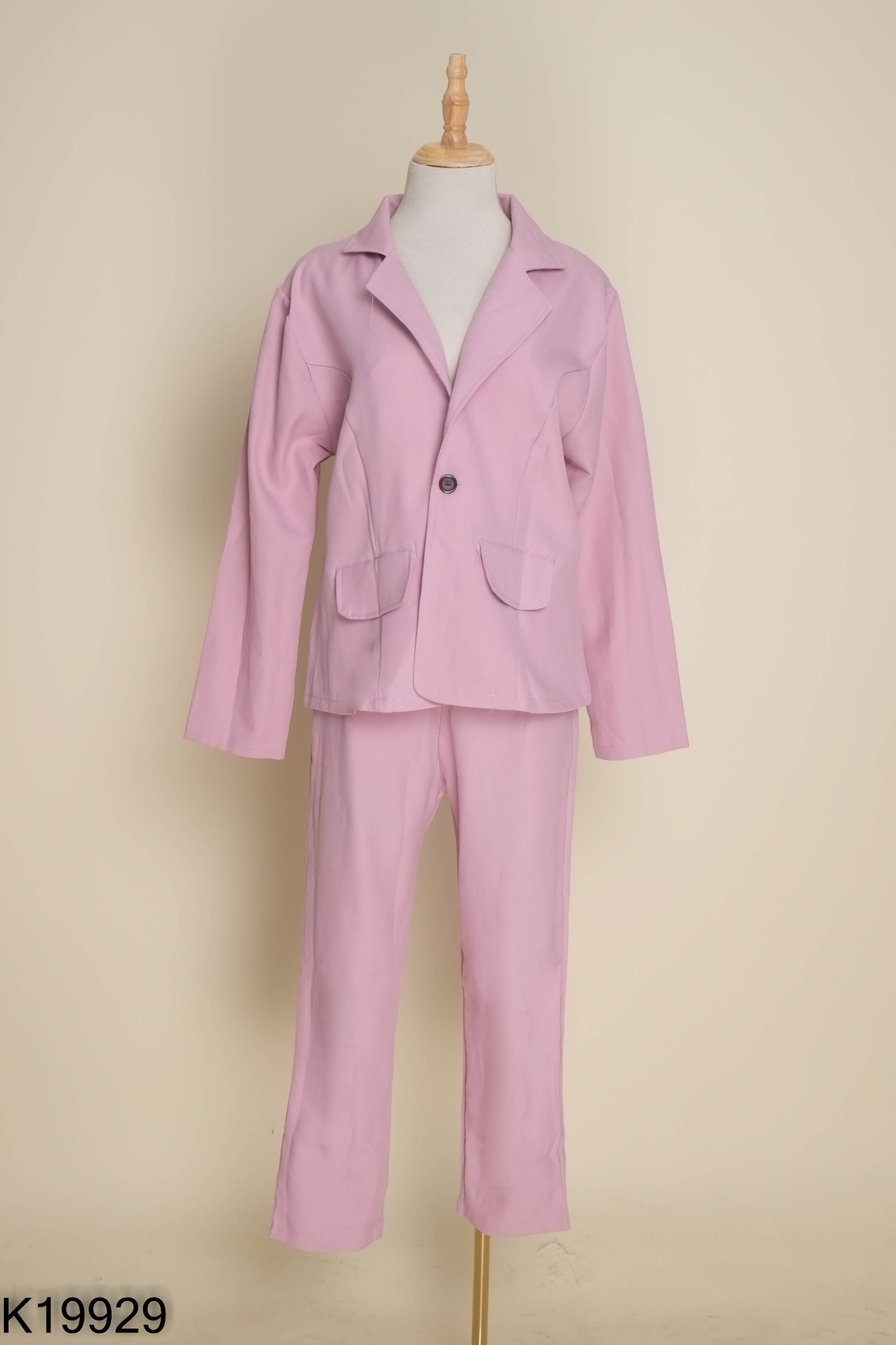 SET Blazer hồng trơn khuy đen + quần dài