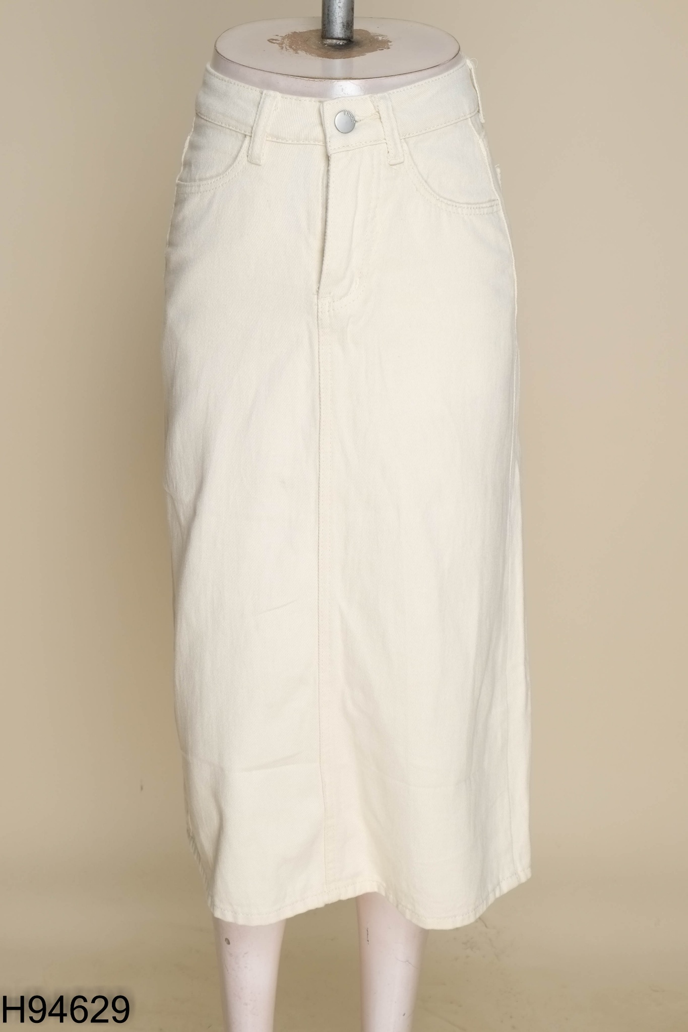 Chân váy jeans be