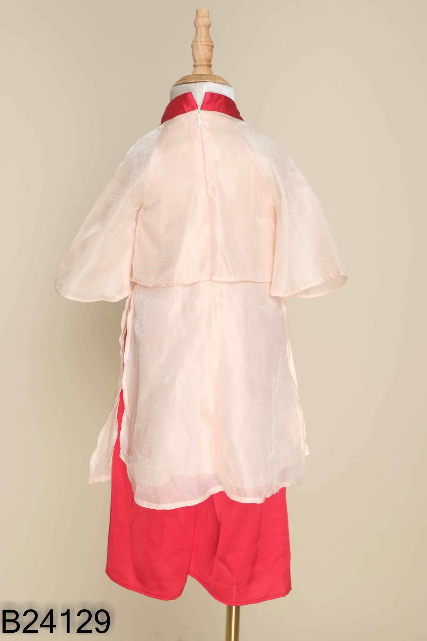 Set Áo dài be thêu hoa + quần đỏ KIDS