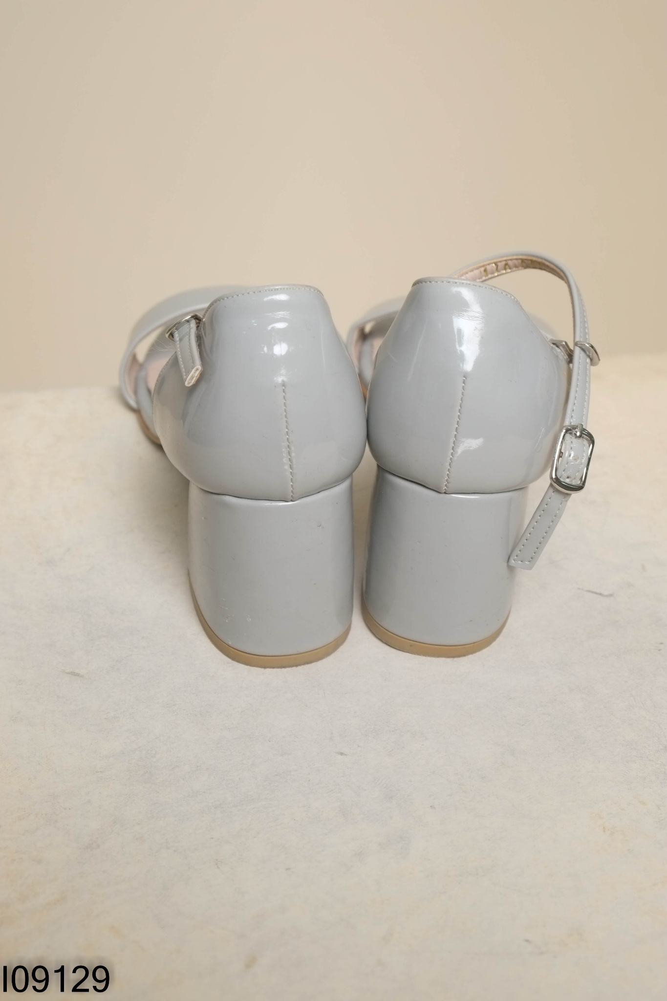 Giày cao gót xám phối dây 7P